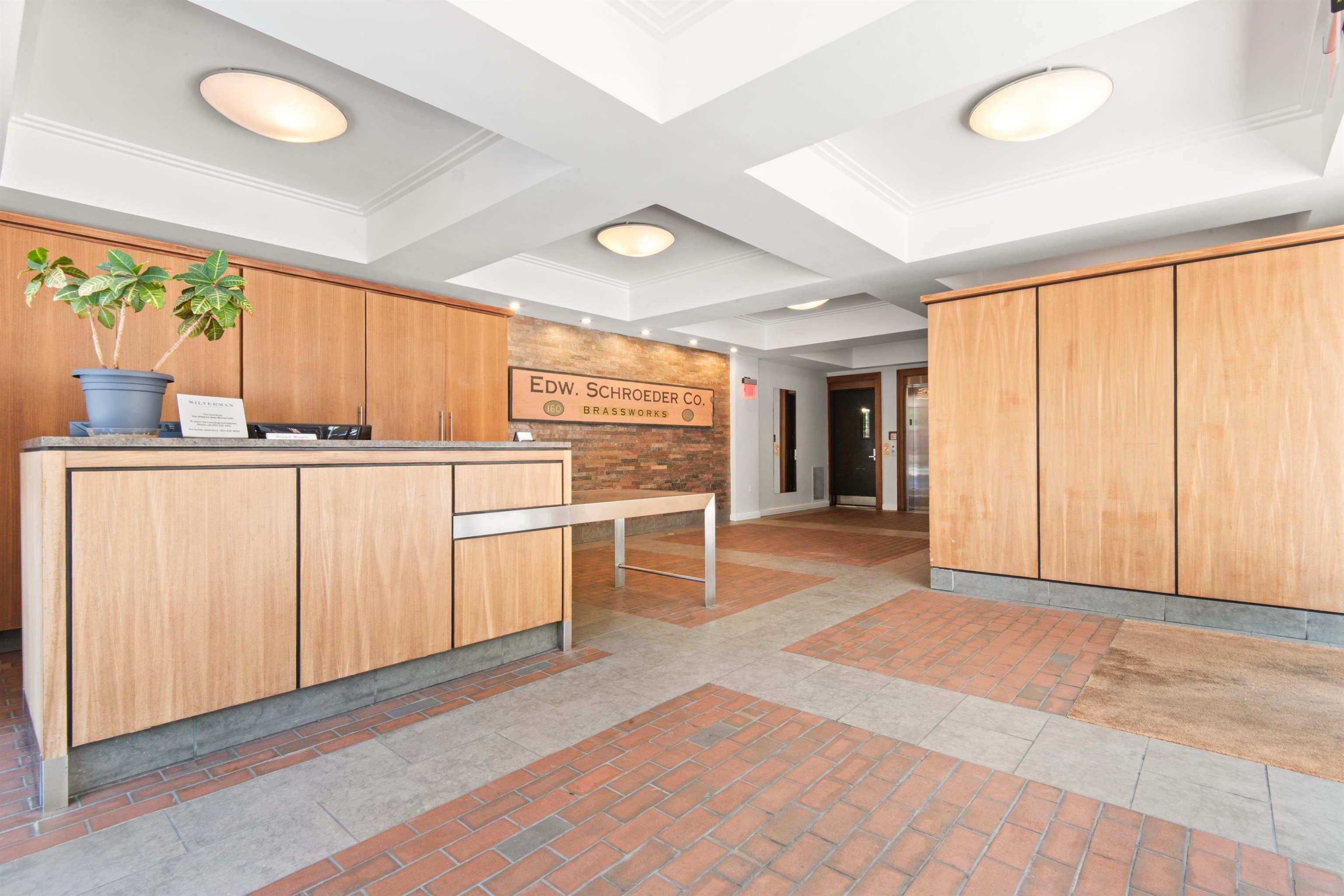 234 10TH ST Unit: 511