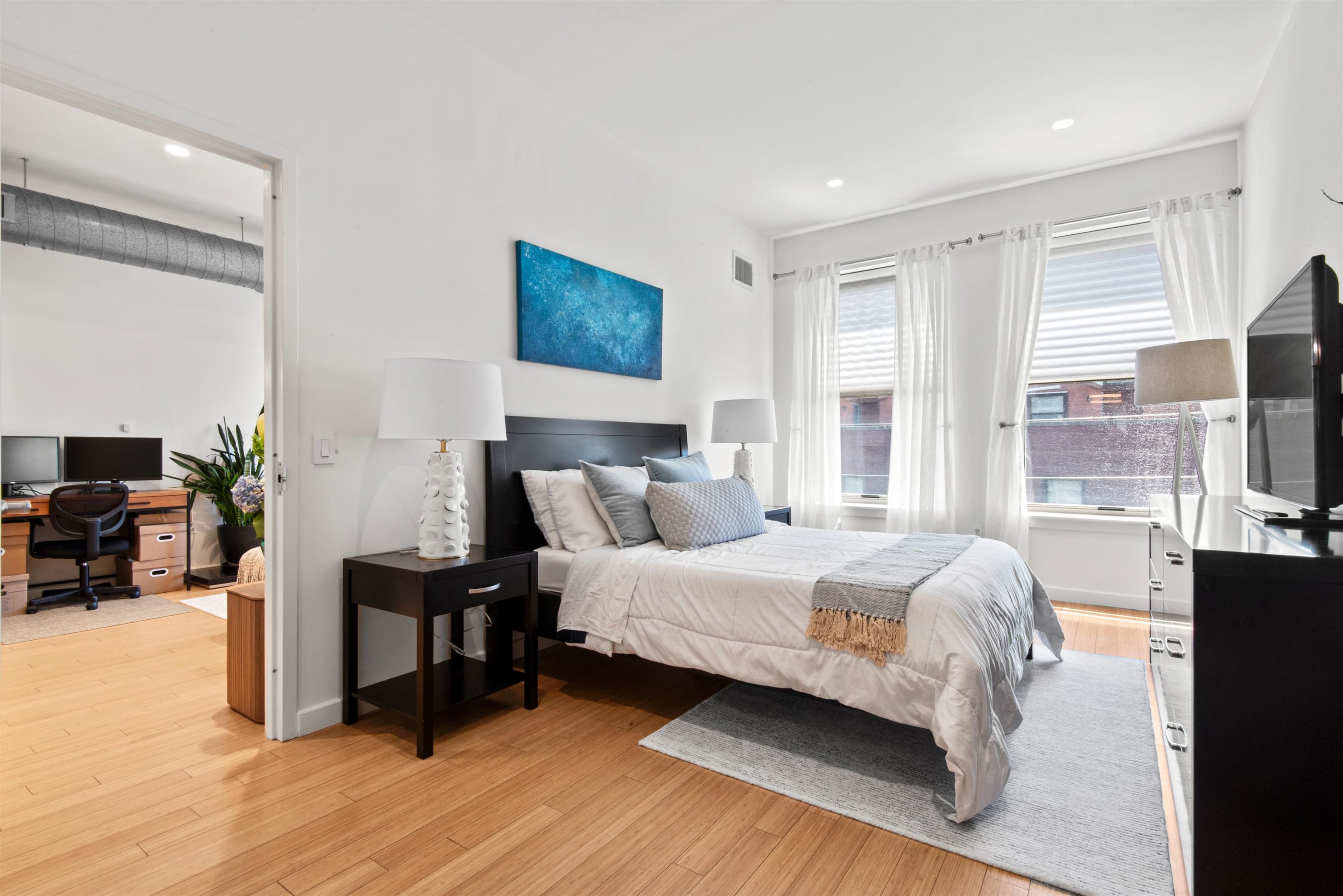 234 10TH ST Unit: 511