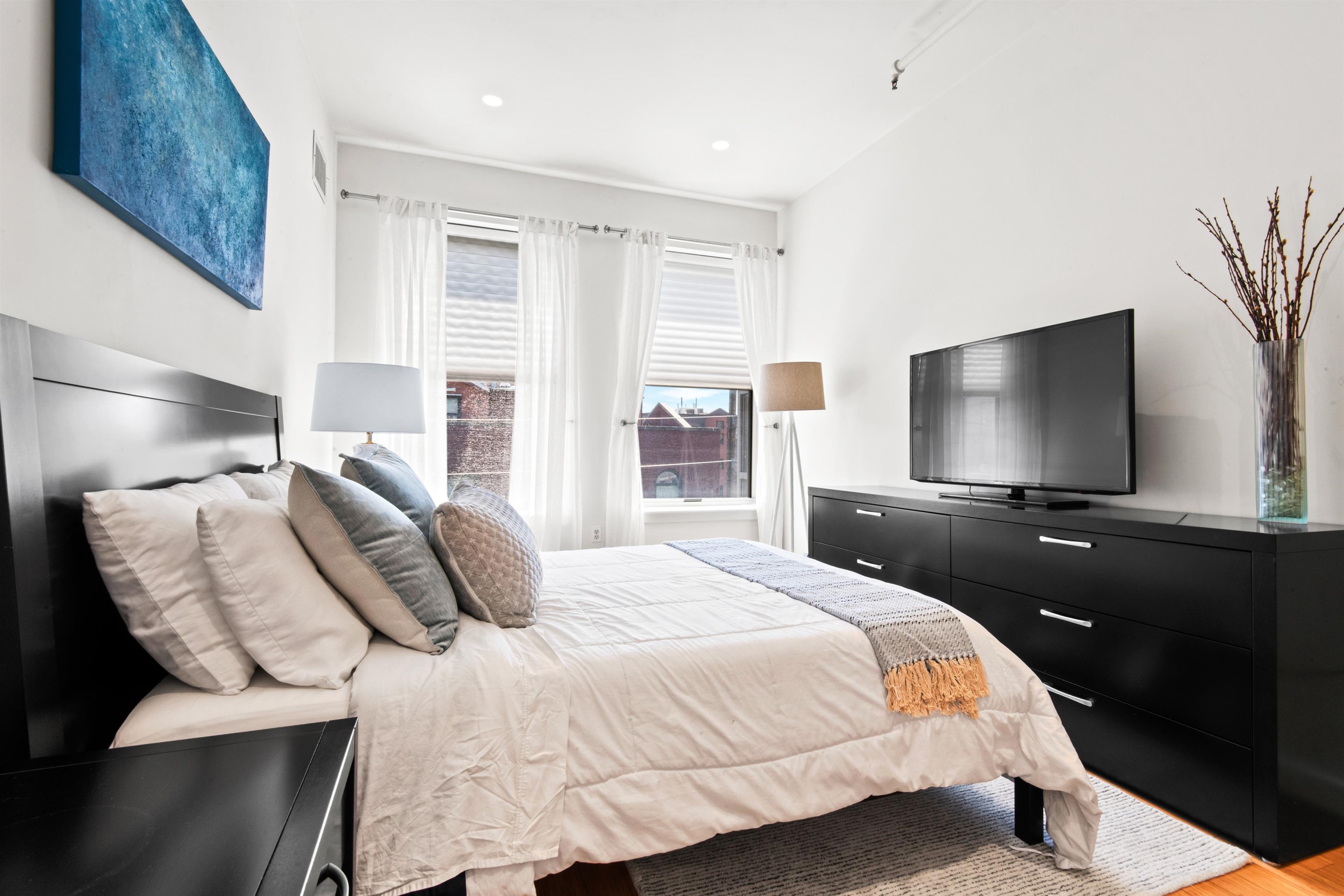234 10TH ST Unit: 511
