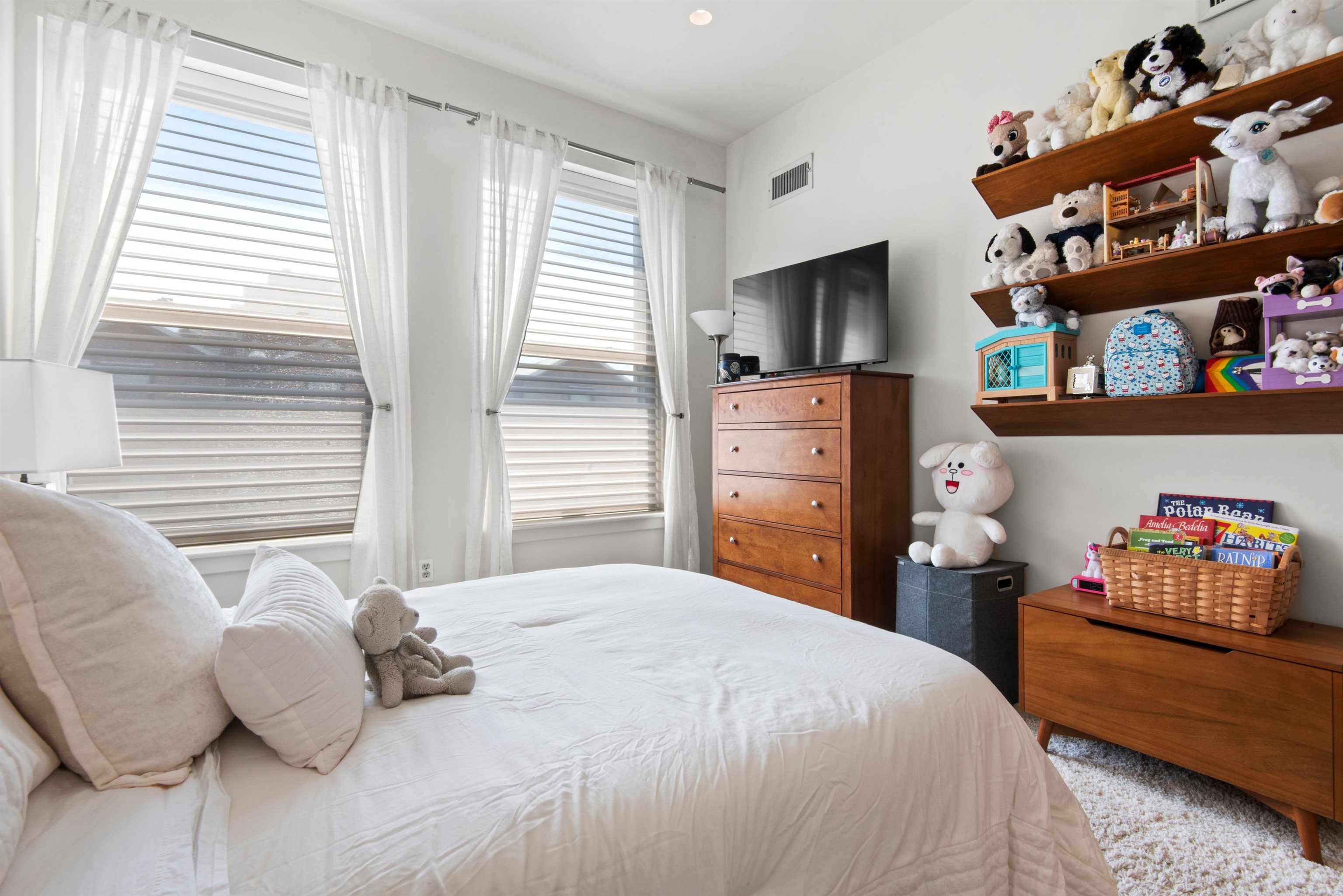 234 10TH ST Unit: 511