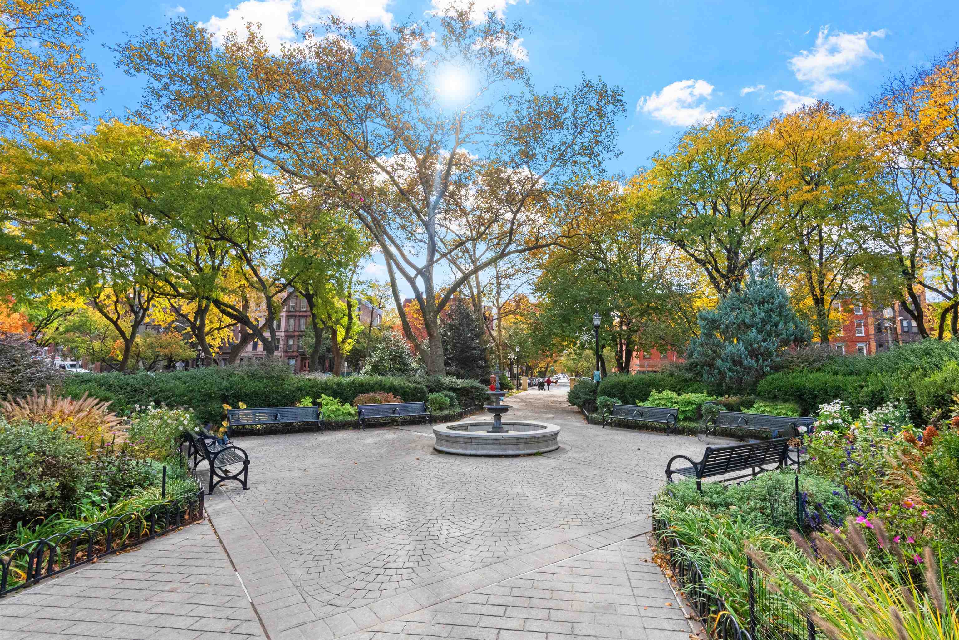 234 10TH ST Unit: 511