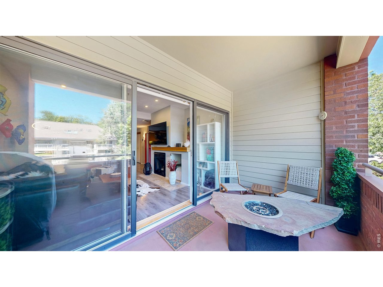 624 Pearl St 203