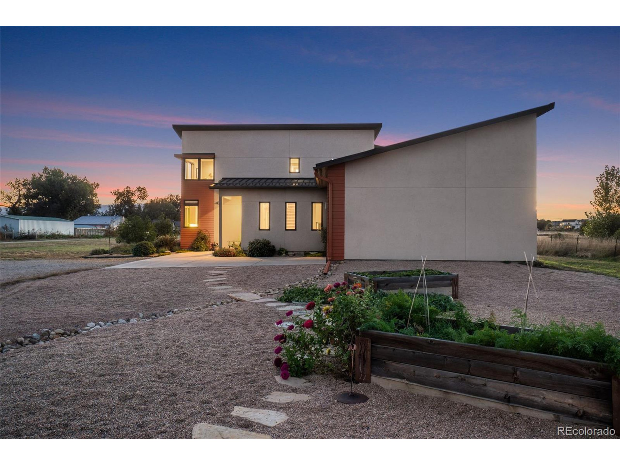 1400 S County Road 17