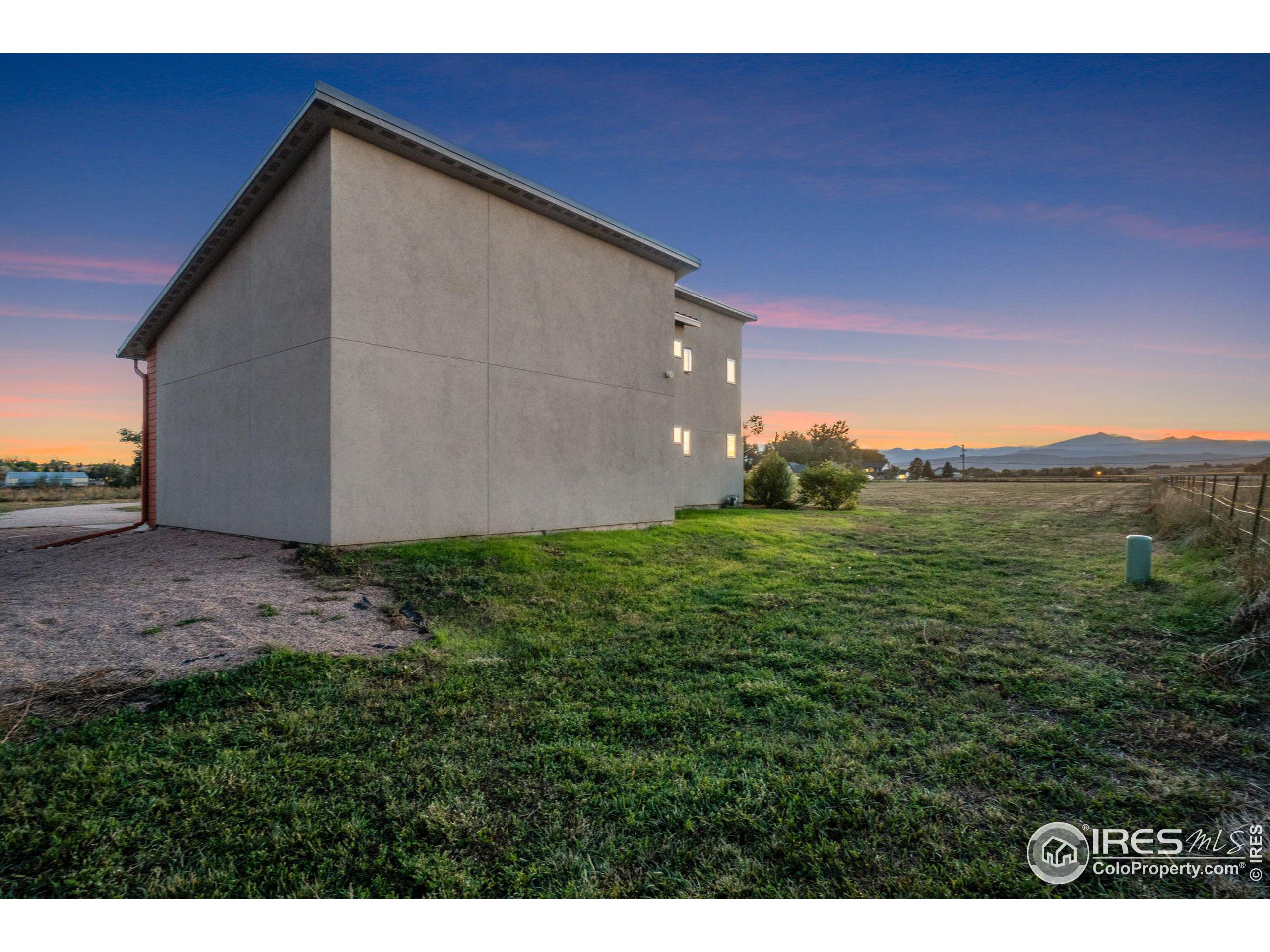 1400 S County Road 17