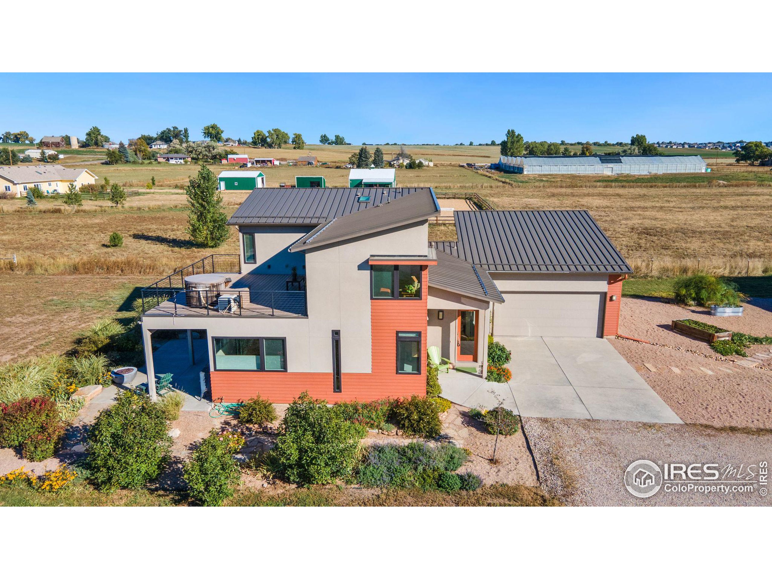 1400 S County Road 17