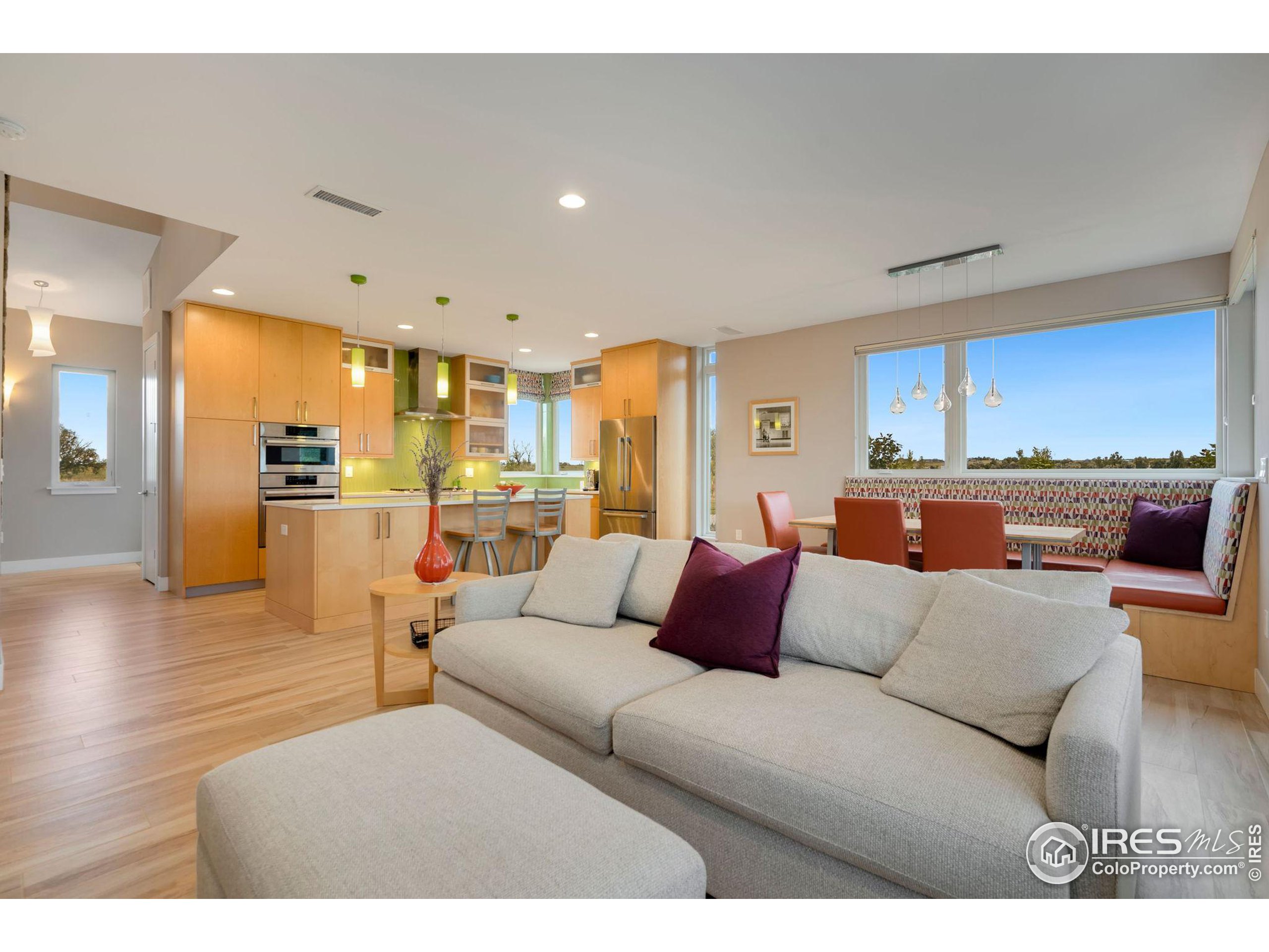 1400 S County Road 17