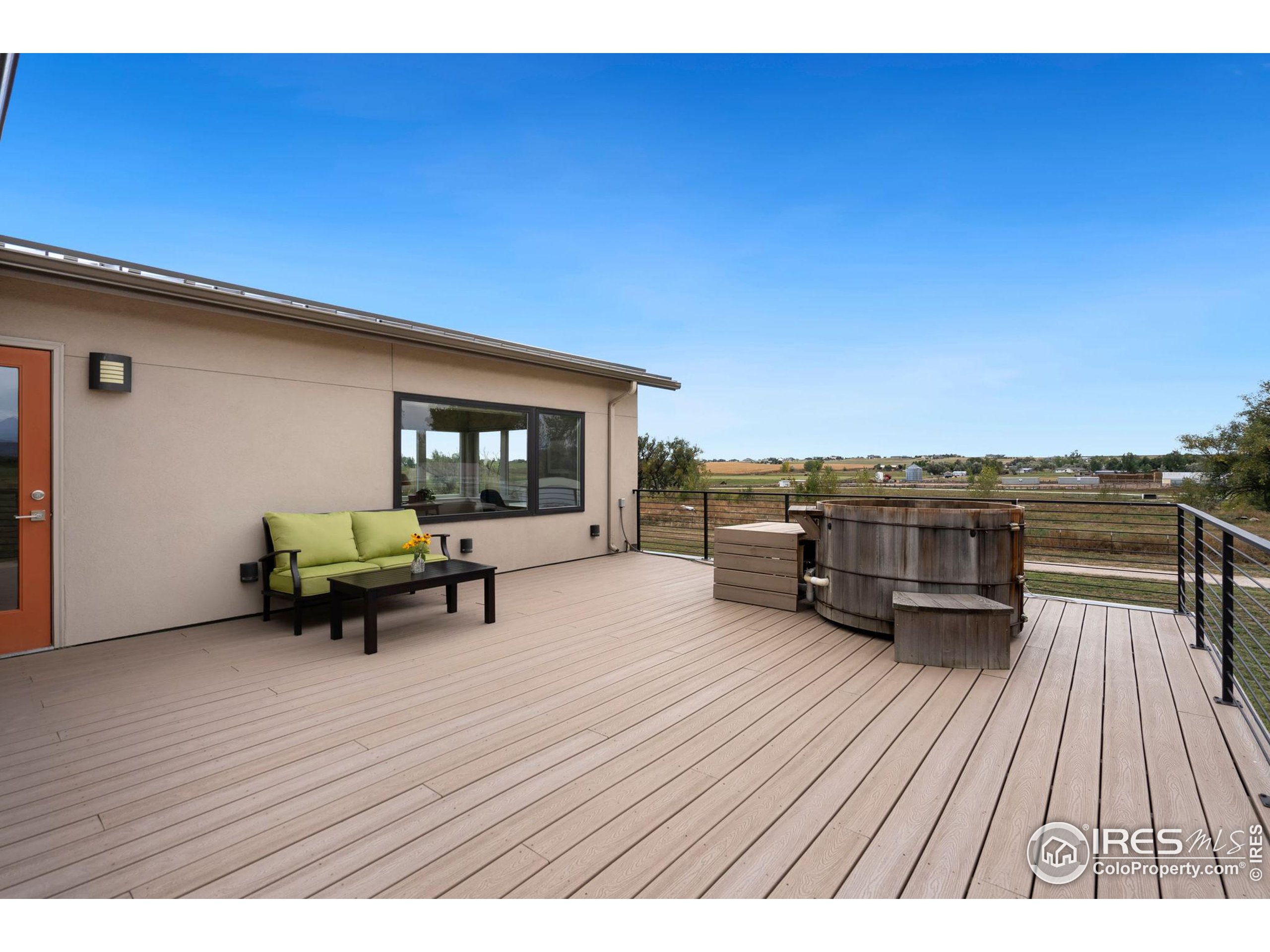 1400 S County Road 17