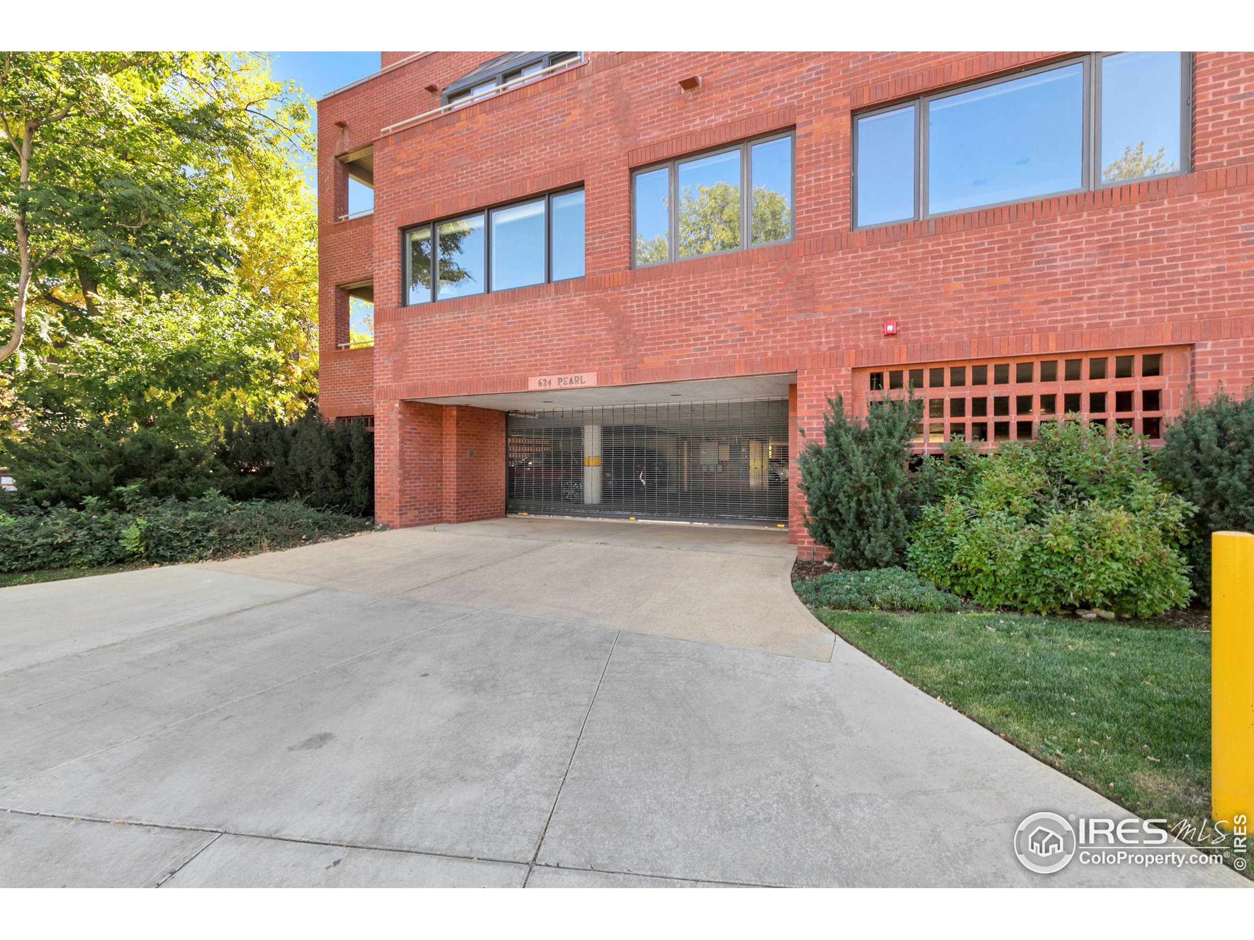 624 Pearl St Unit: 203