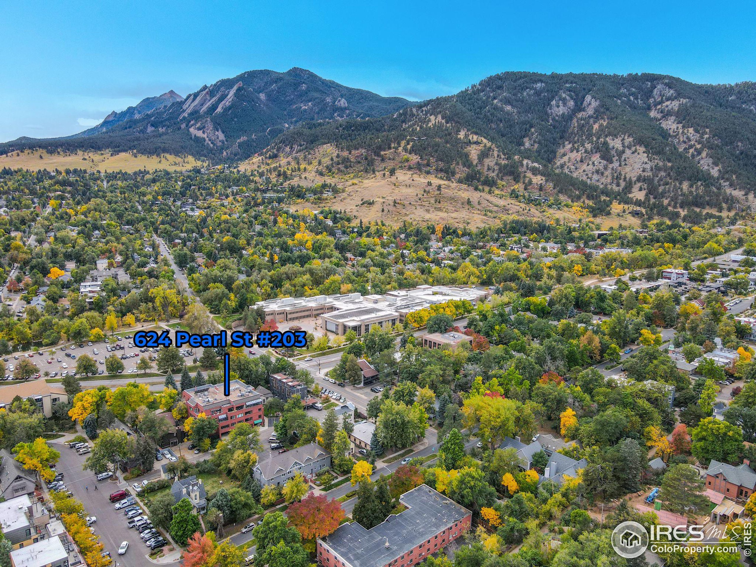 624 Pearl St Unit: 203