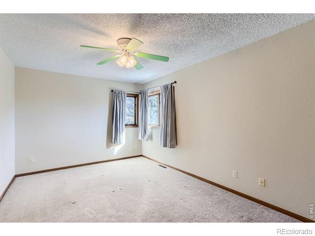 1219 Twin Peaks Circle