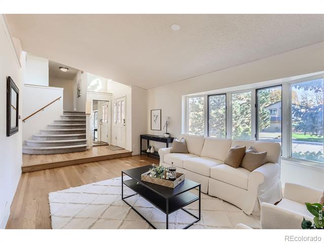 1219 Twin Peaks Circle