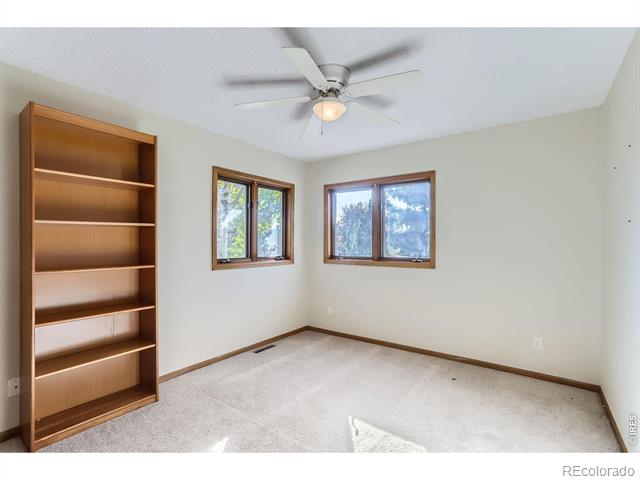 1219 Twin Peaks Circle