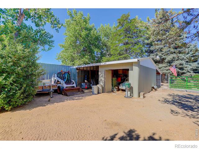 9852 Zephyr Drive