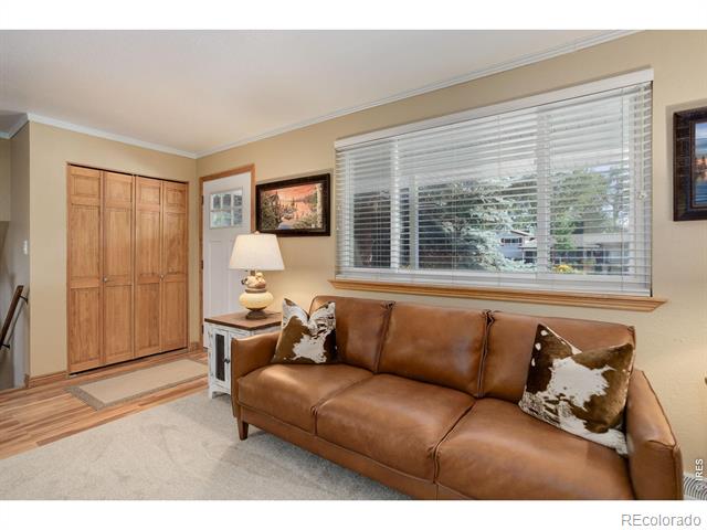 9852 Zephyr Drive