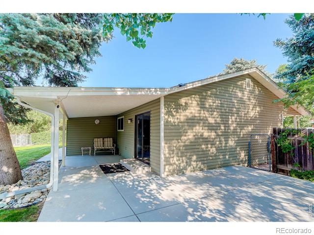 9852 Zephyr Drive
