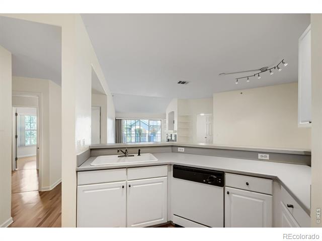 530 Mohawk Drive Unit: 96