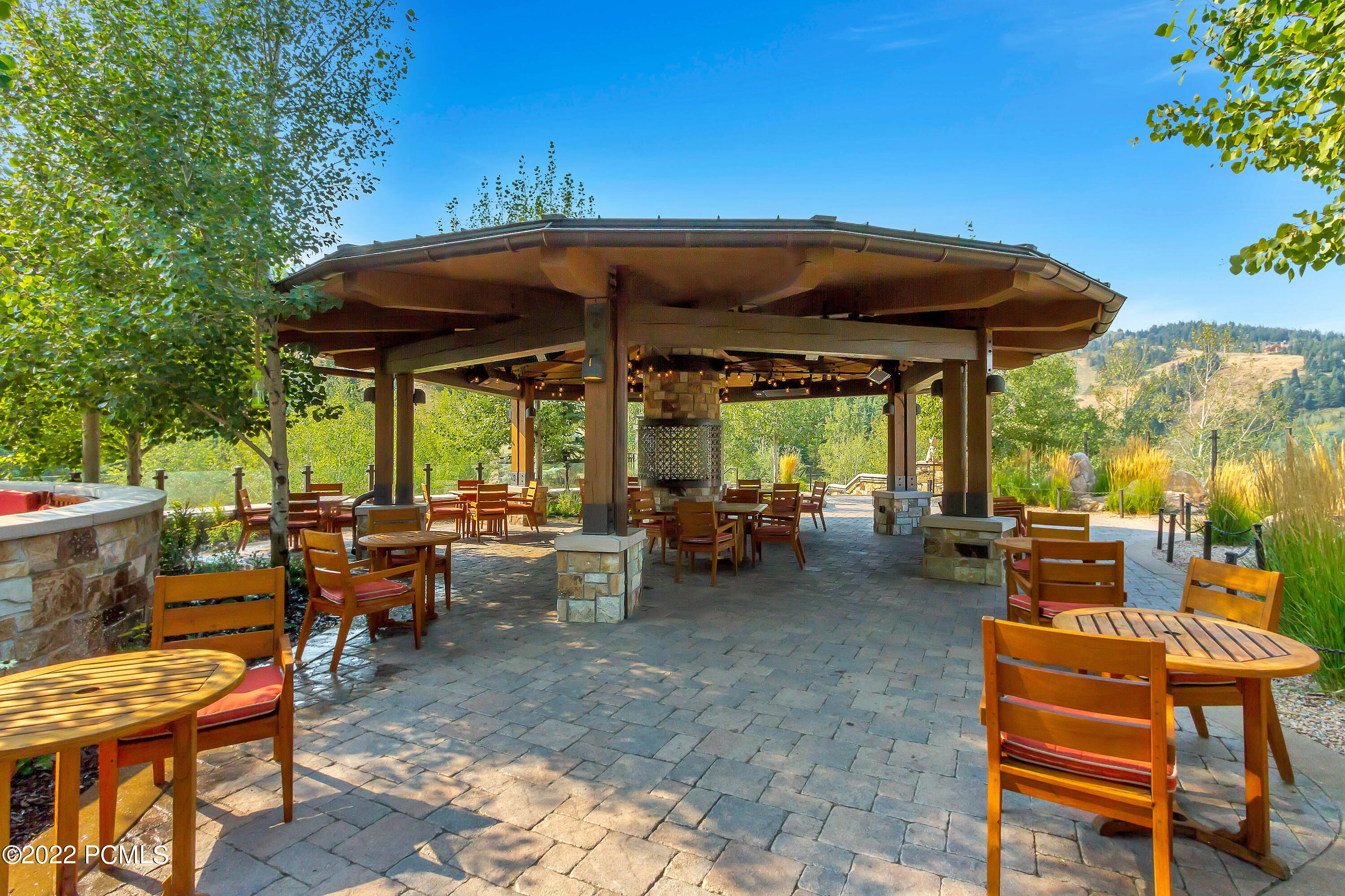 2300 Deer Valley Drive