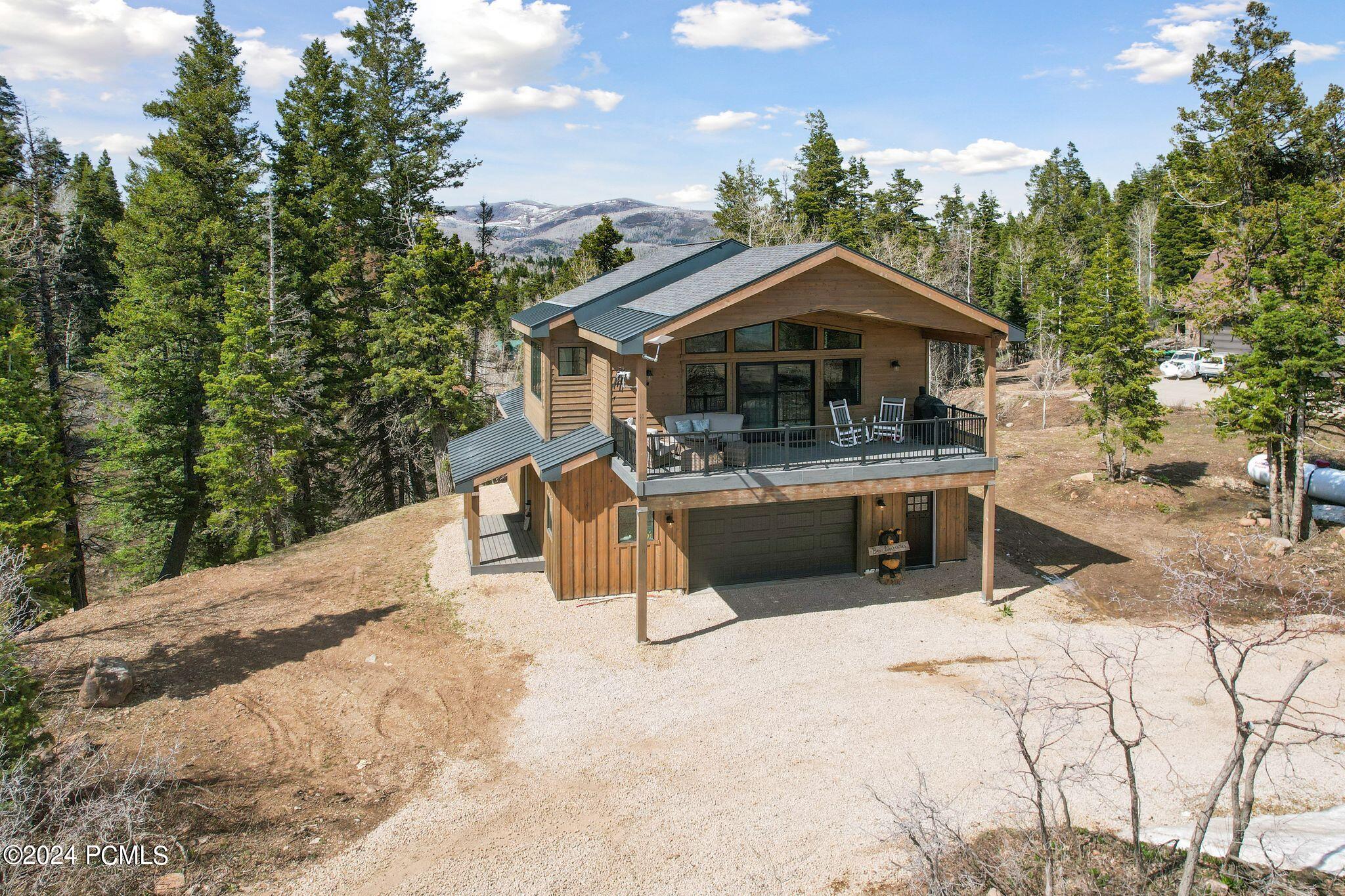 1430 W Arapaho Drive