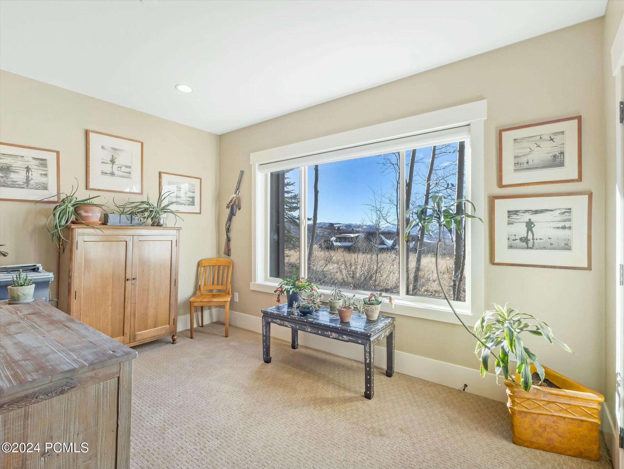 1628 E Viewside Circle