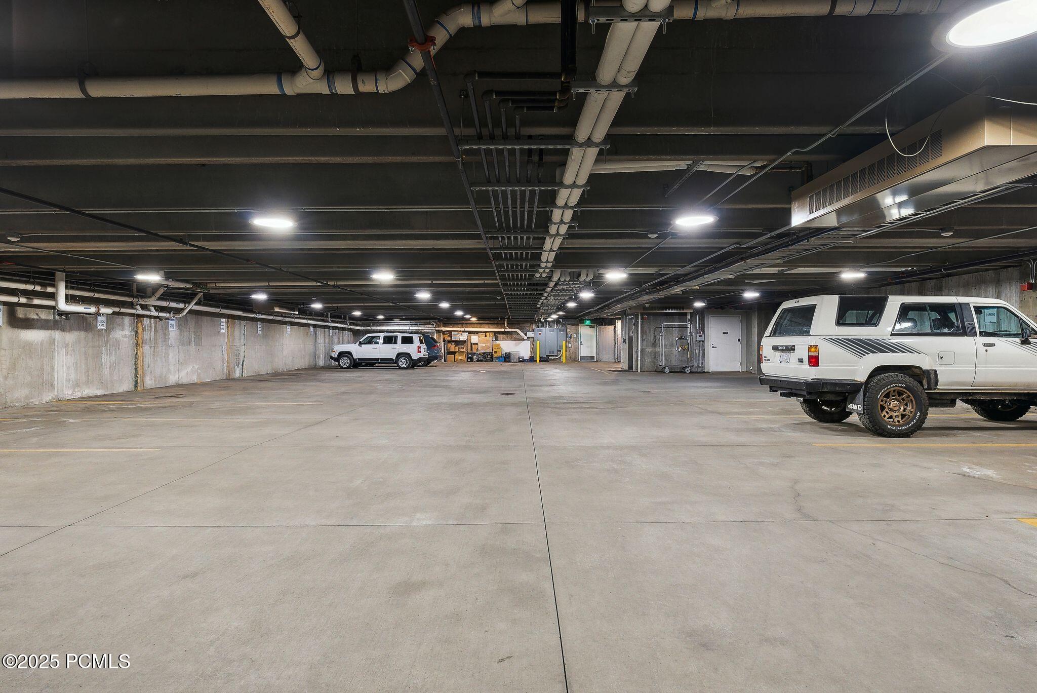 820 Park Avenue, 203