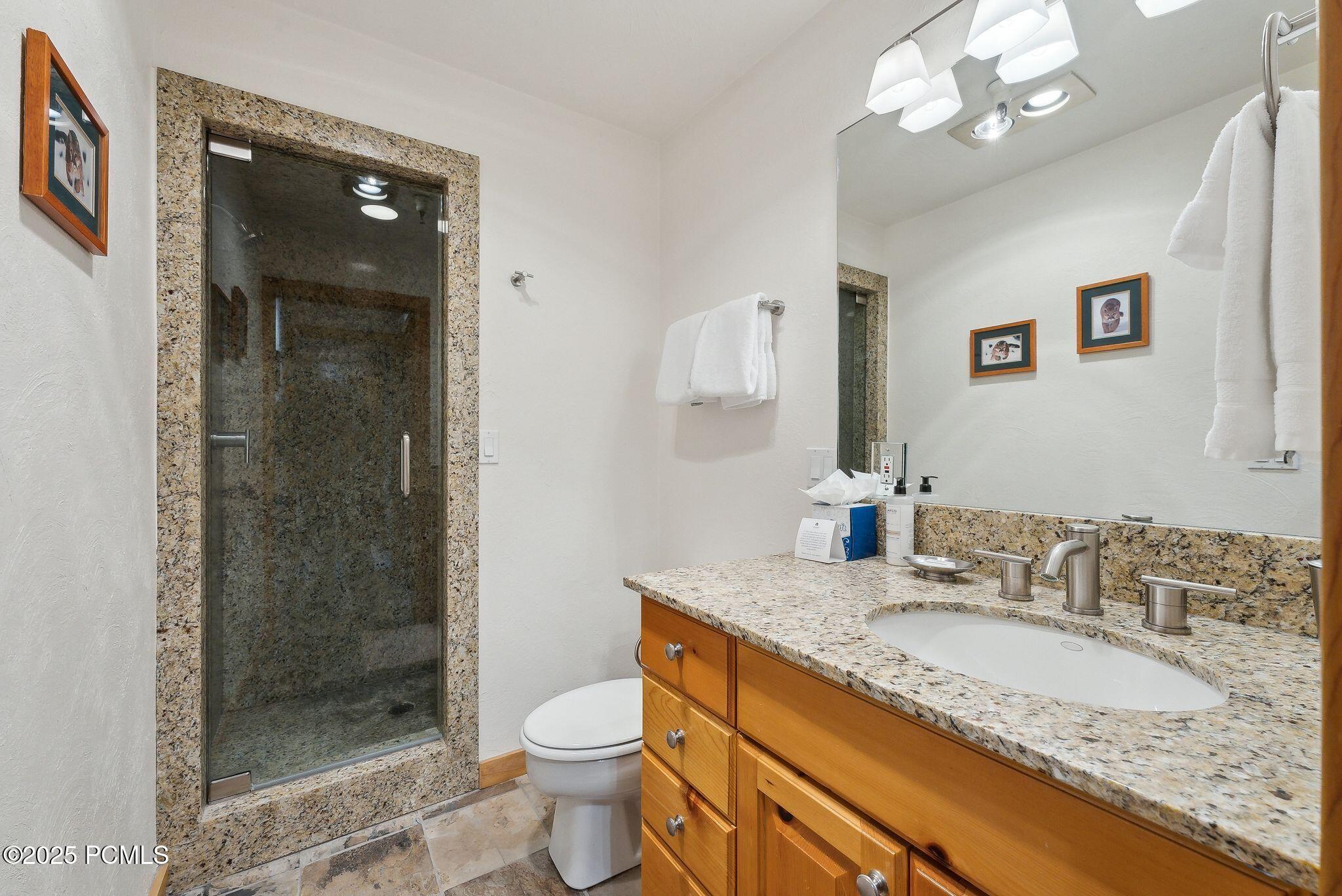 2100 Deer Valley Drive, 7