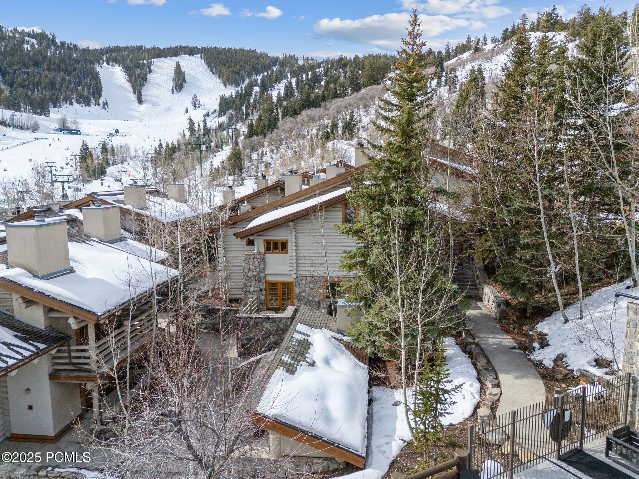 2100 Deer Valley Drive, 7