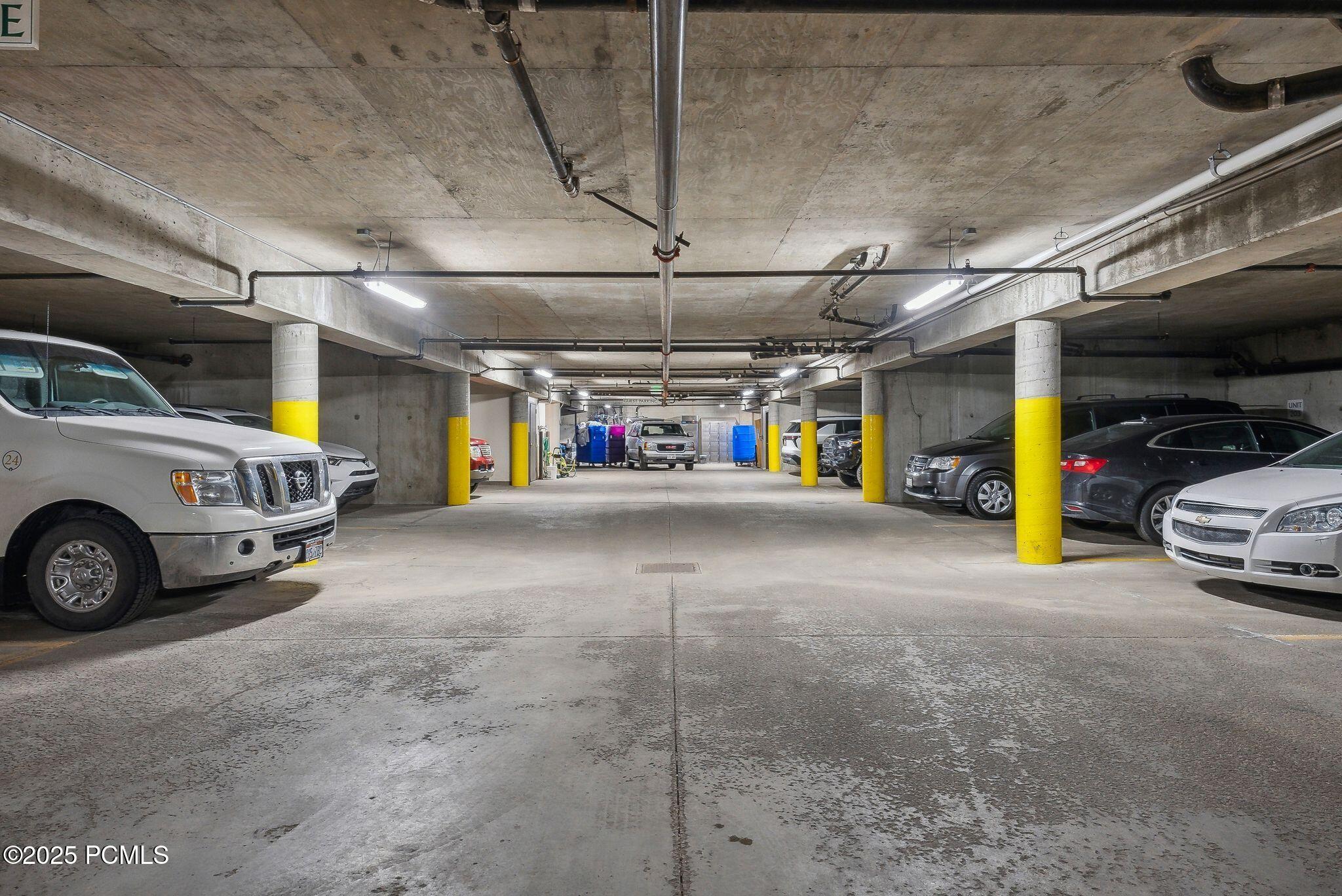 2100 Deer Valley Drive, 7