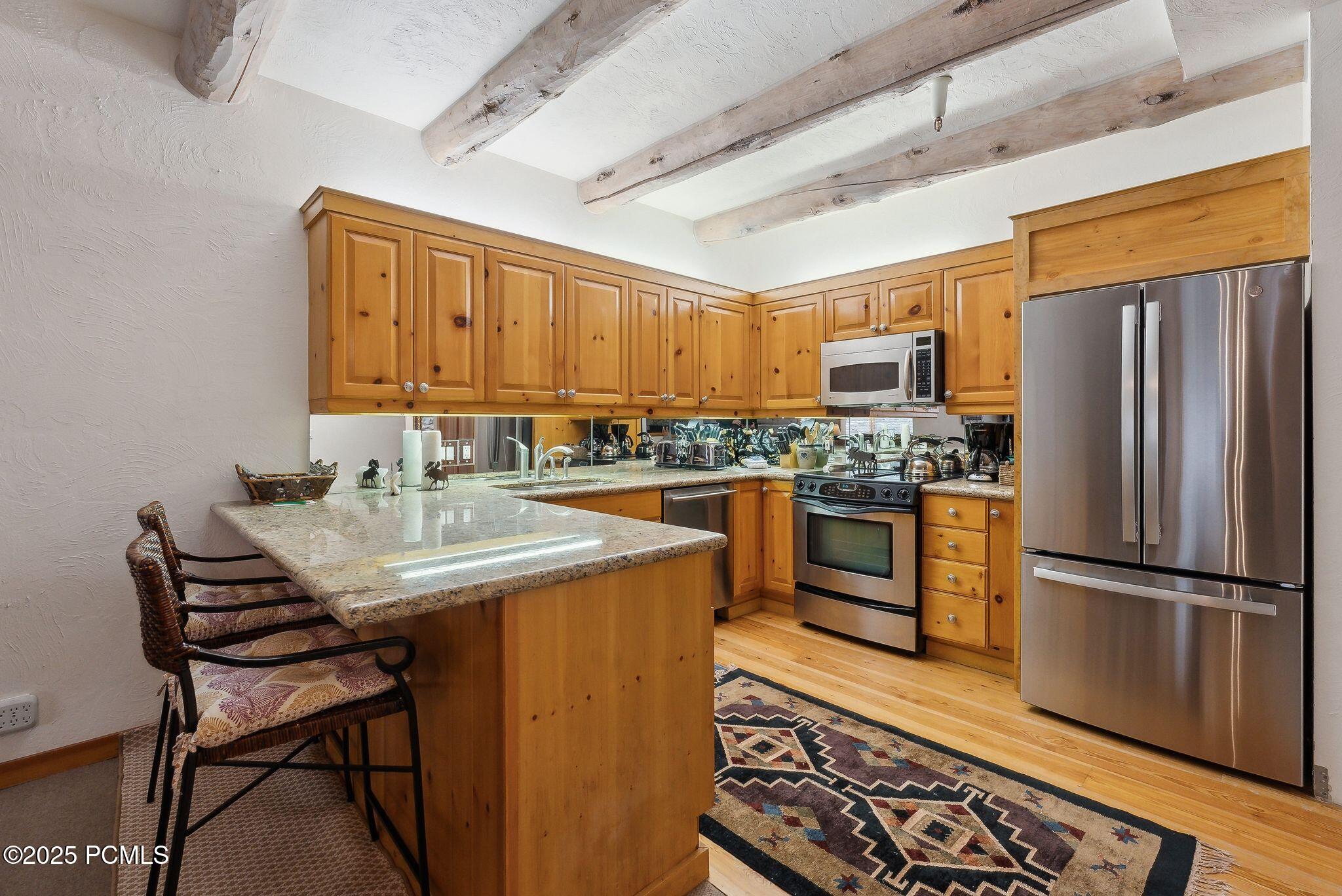 2100 Deer Valley Drive, 7
