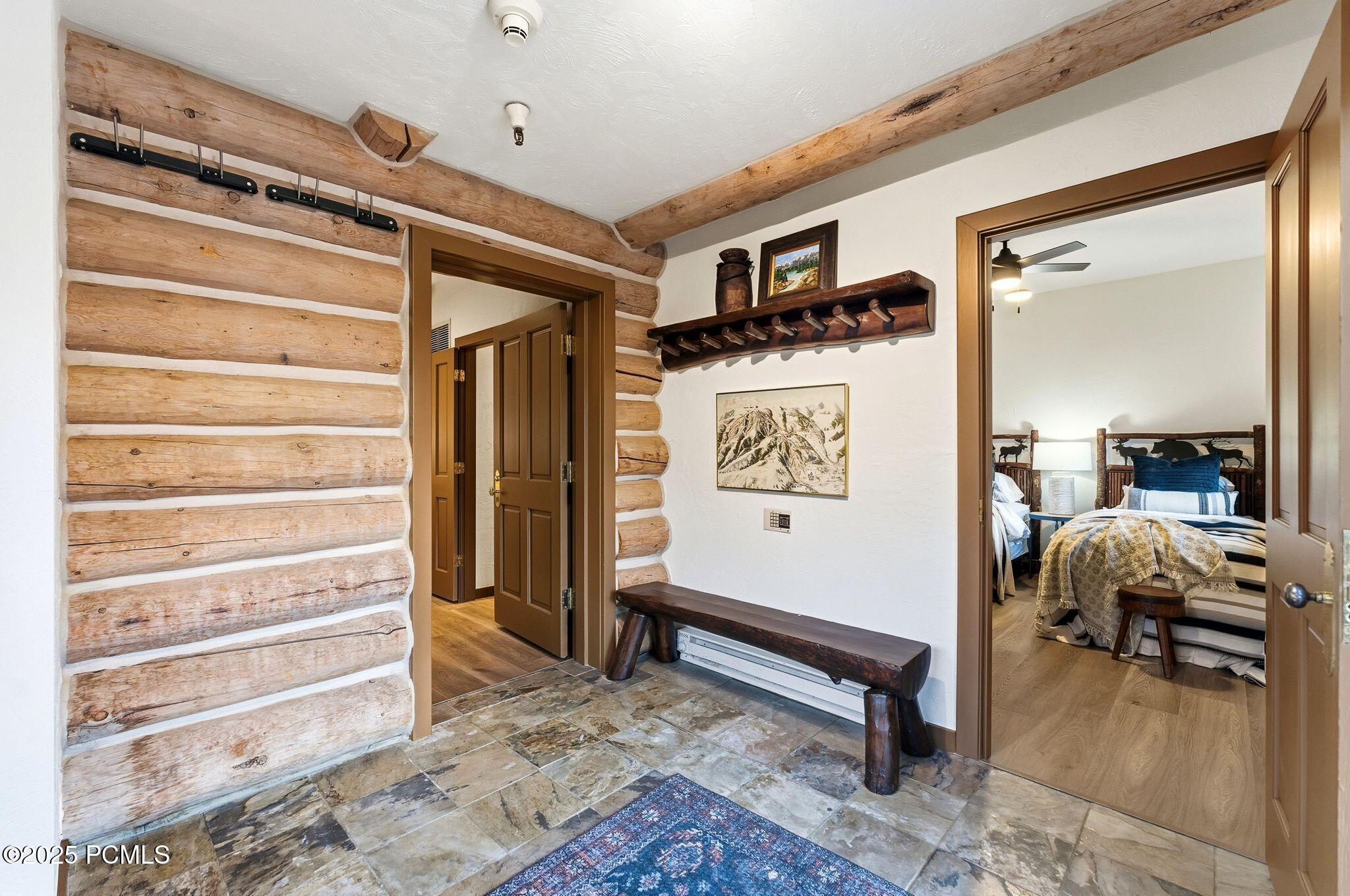 2100 Deer Valley Drive, 7