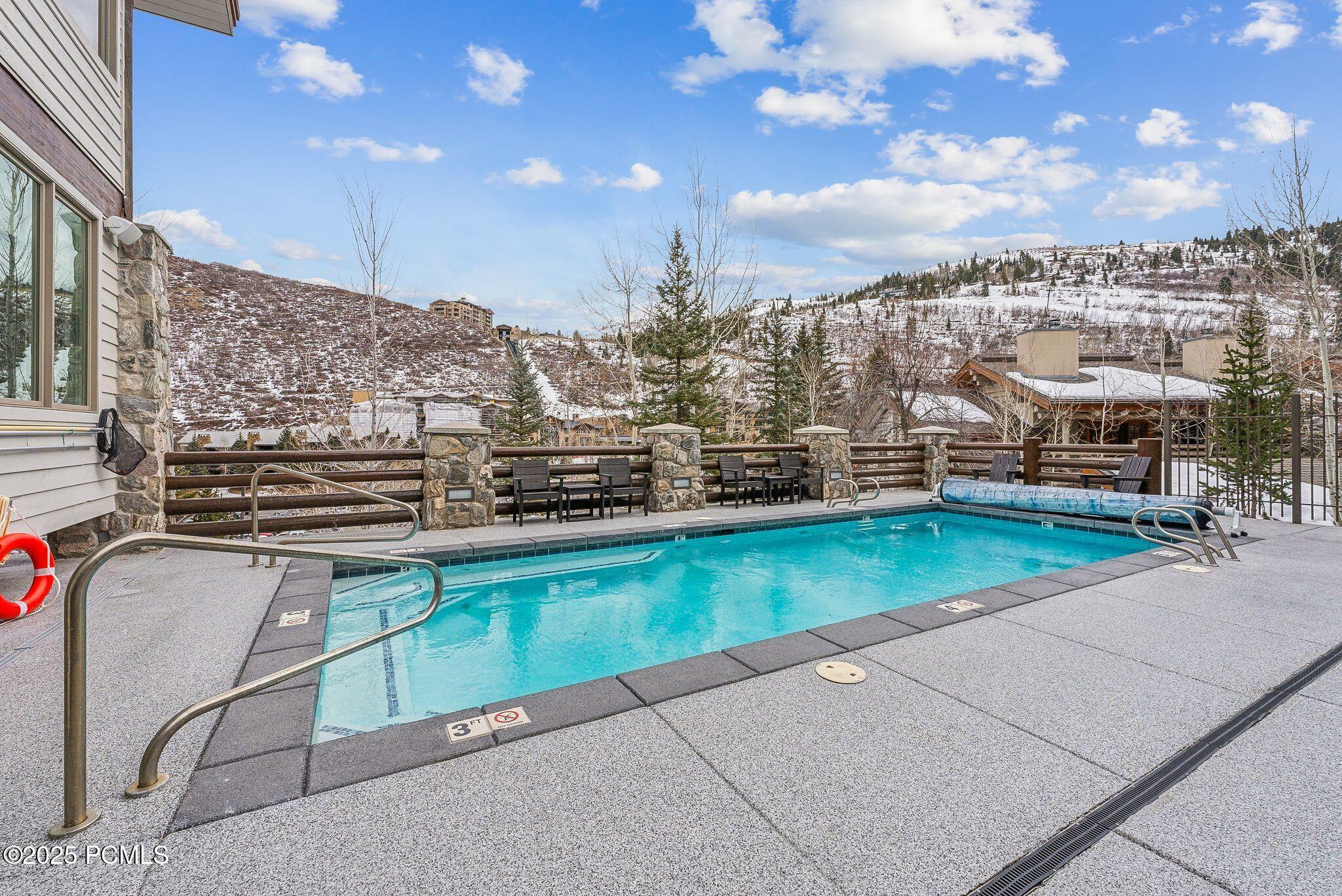 2100 Deer Valley Drive, 7