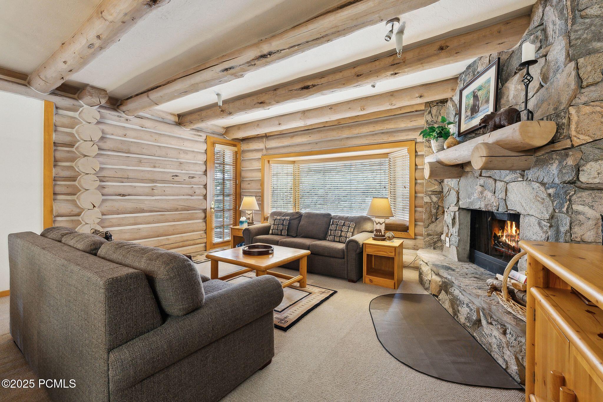 2100 Deer Valley Drive, 7