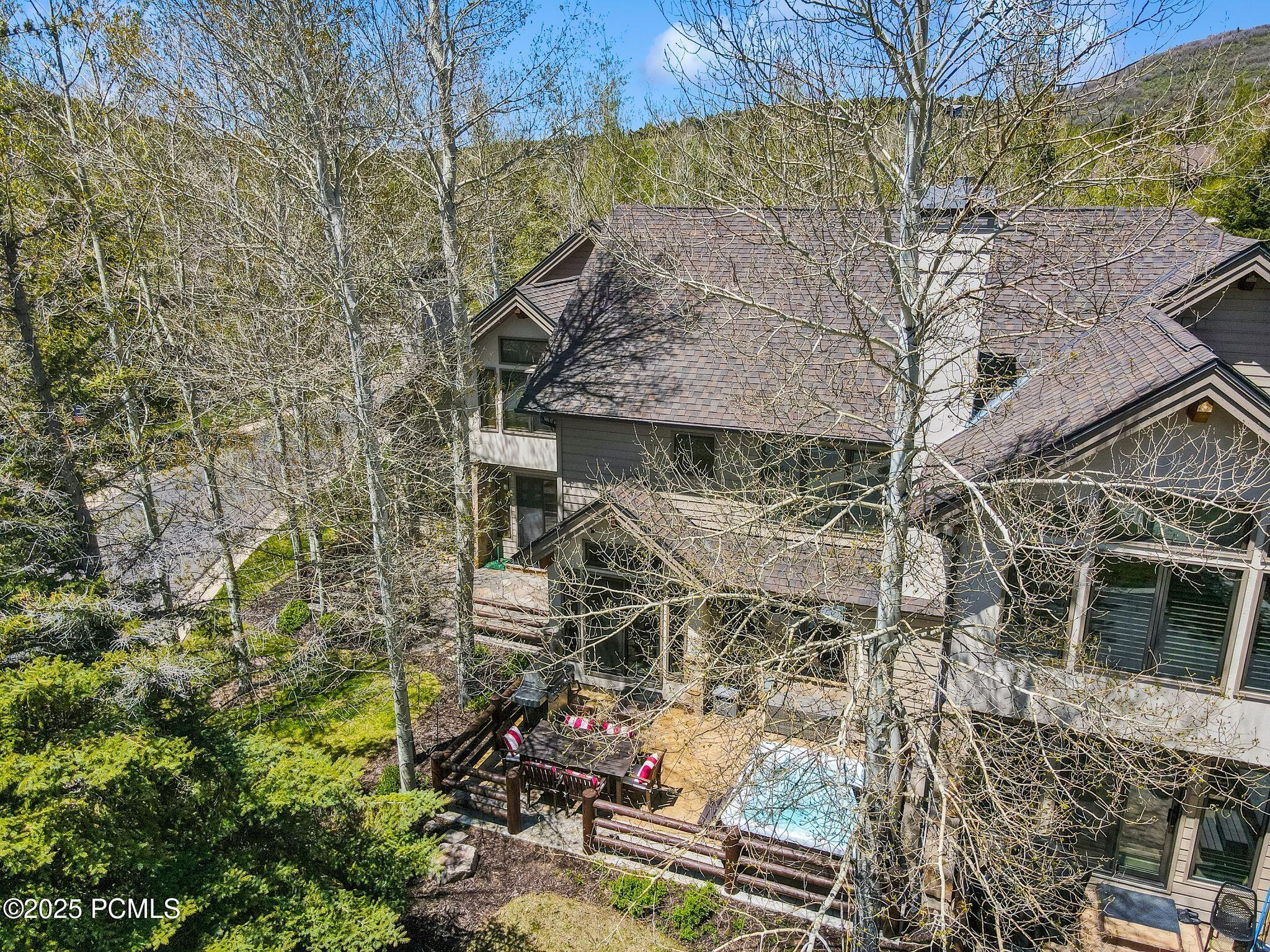 2464 Deer Lake Drive
