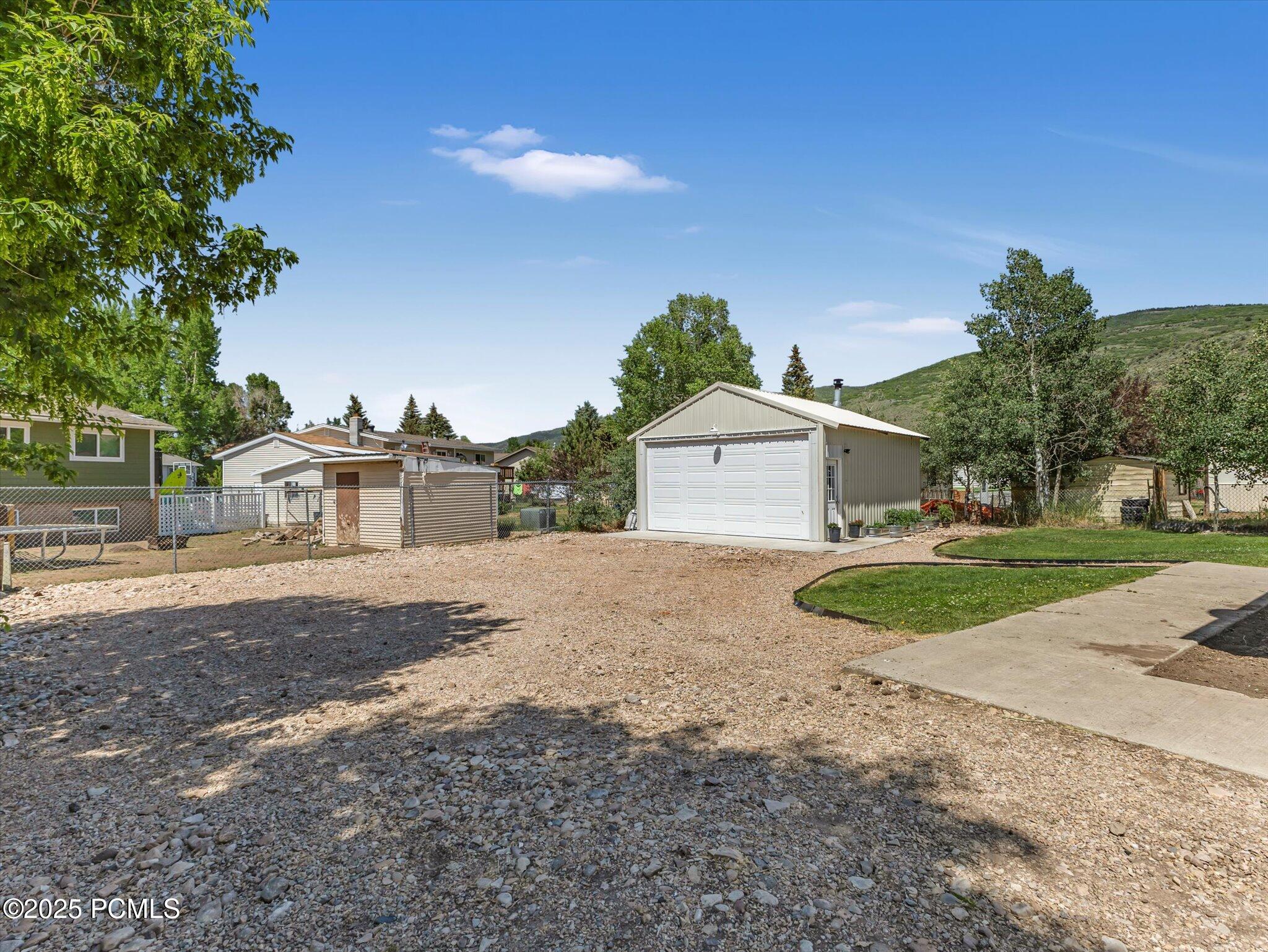 155 Hawthorne Drive
