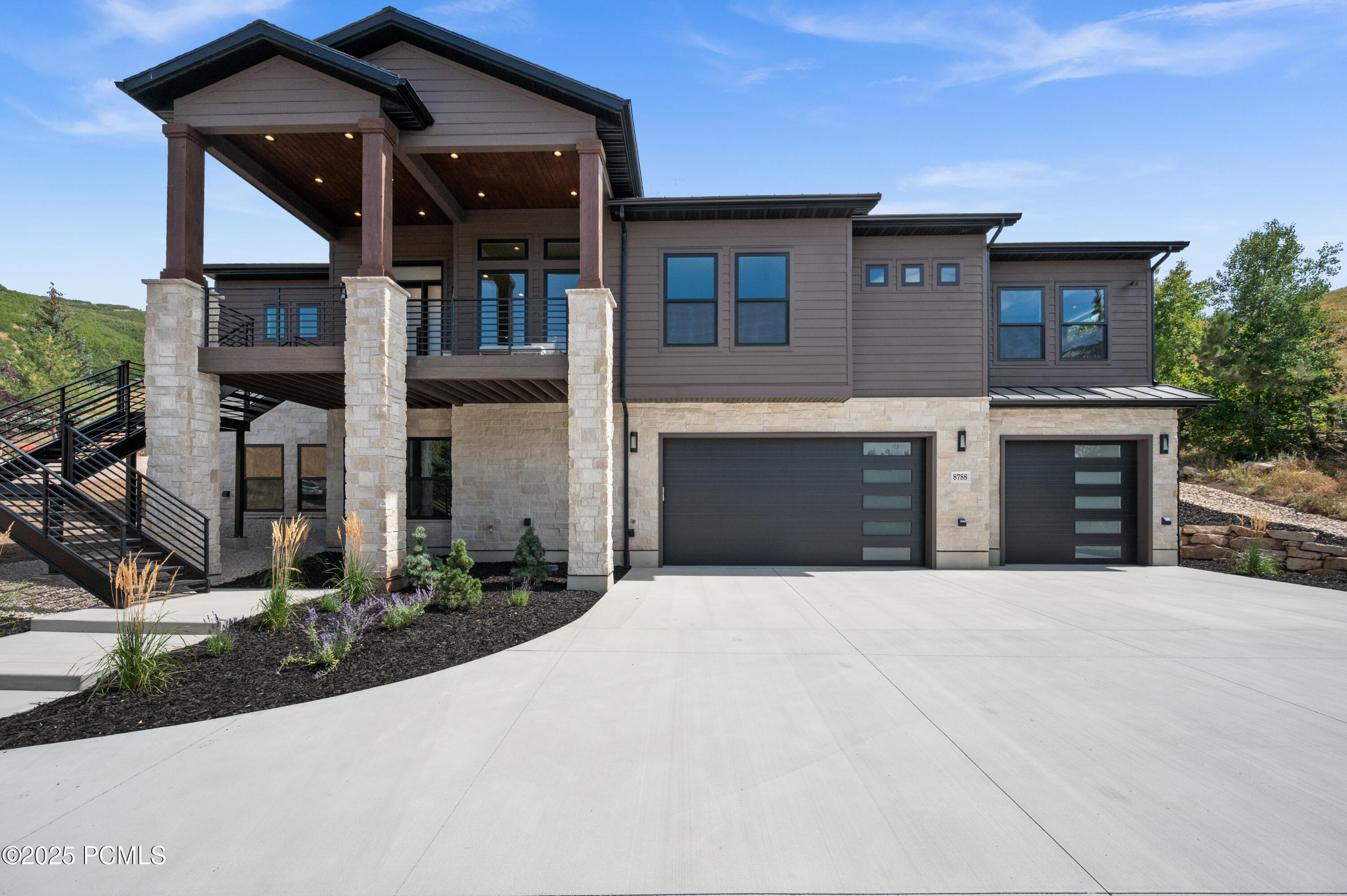 8788 Daybreaker Drive