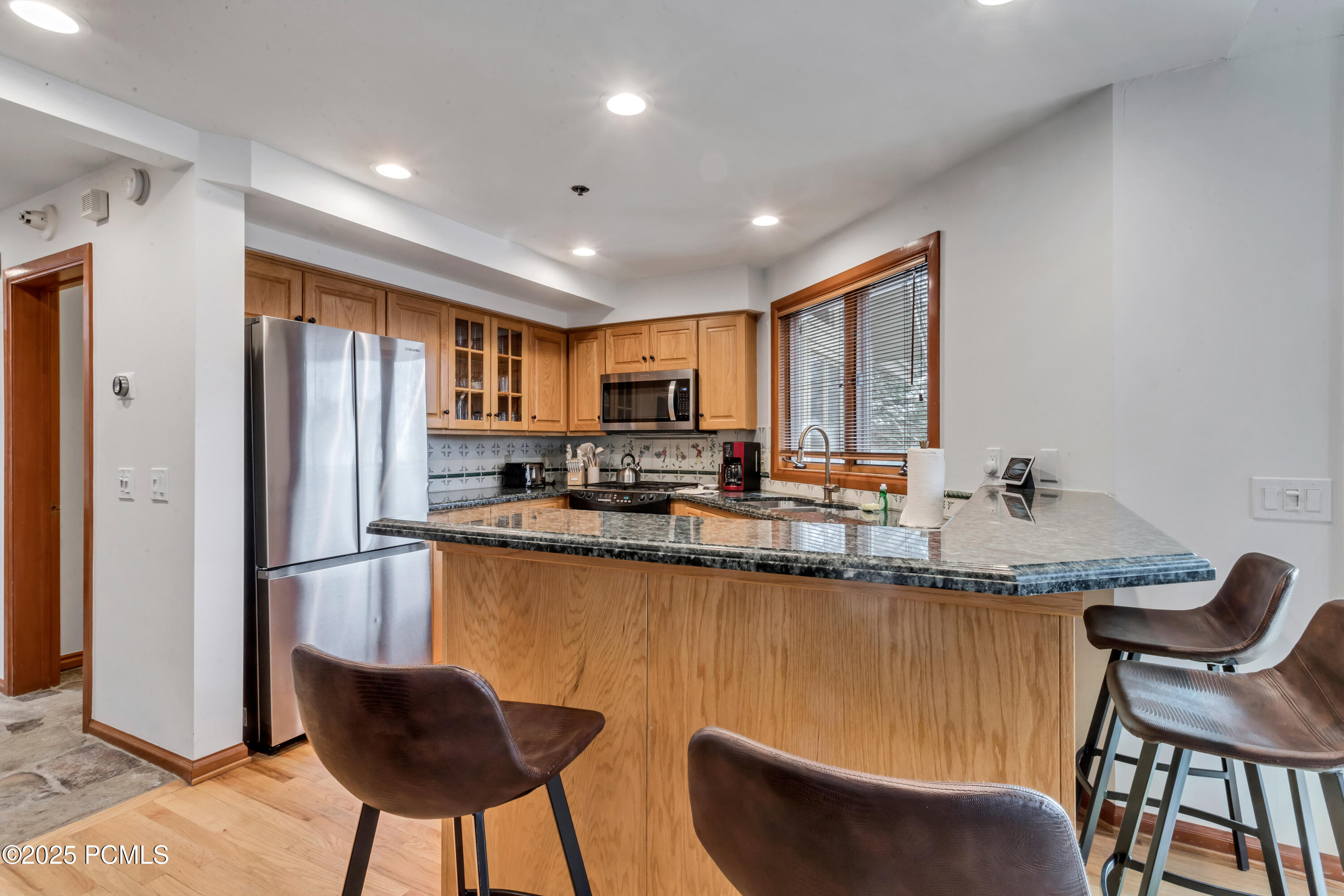 7525 Ridge Drive, 19