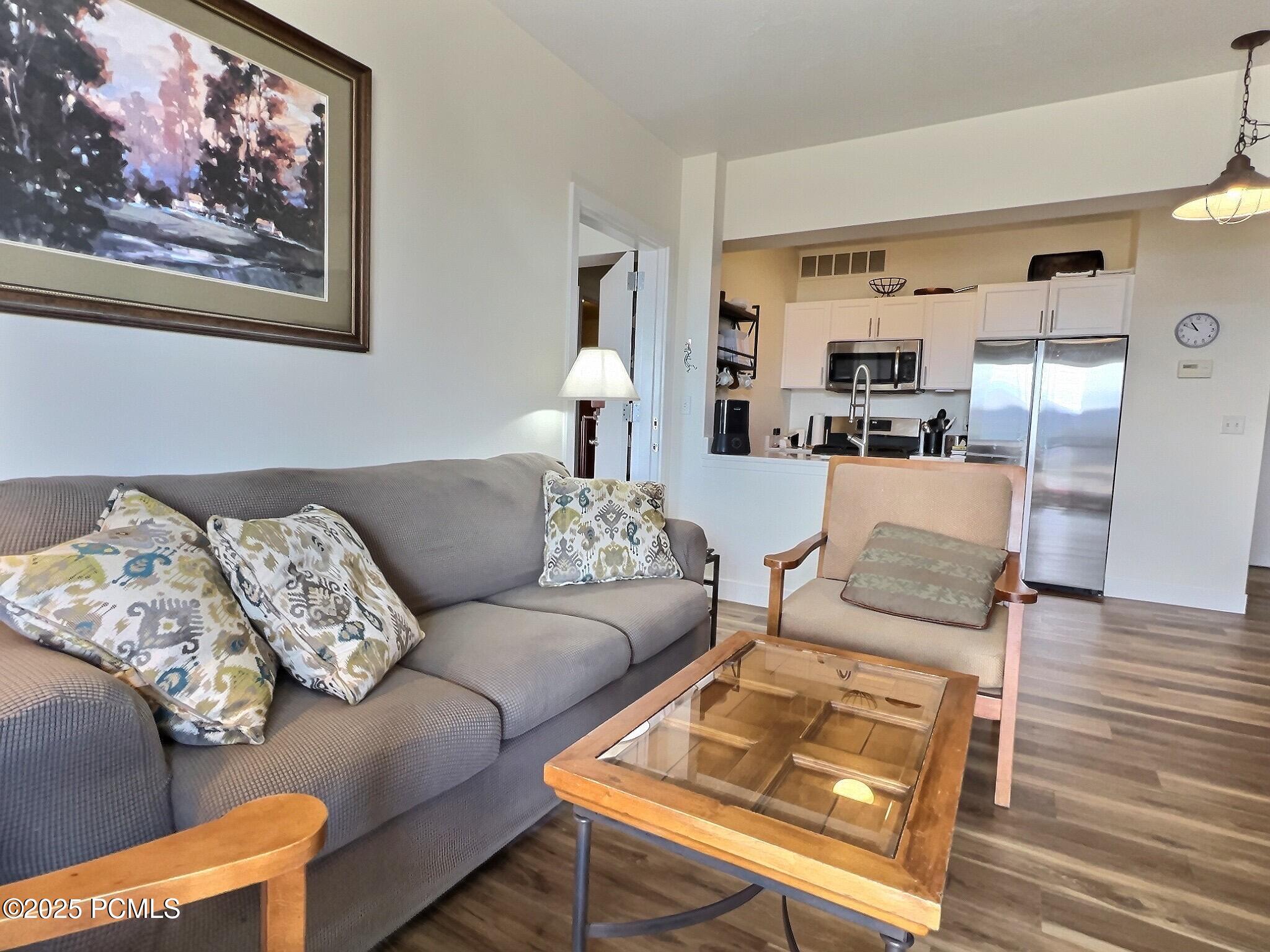 1364 W Stillwater Drive, 3016