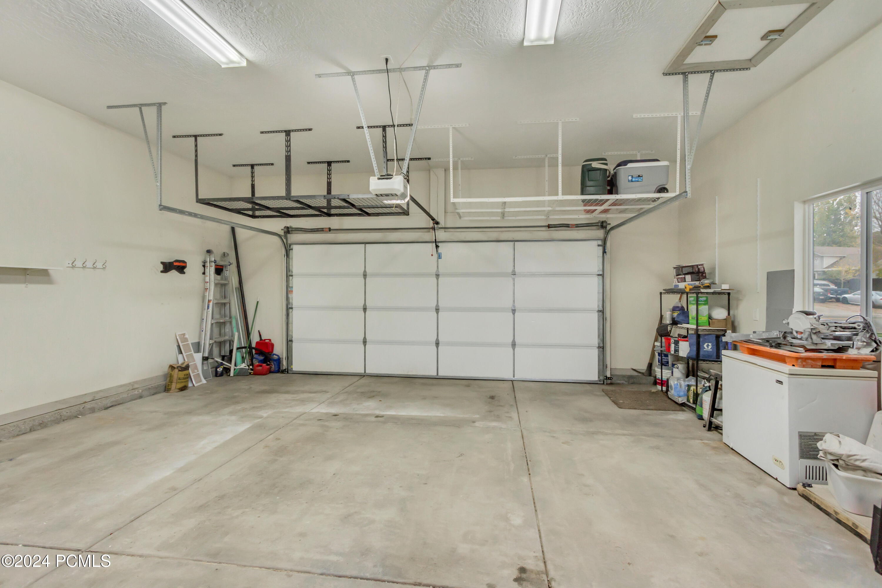 125 E Airport Road