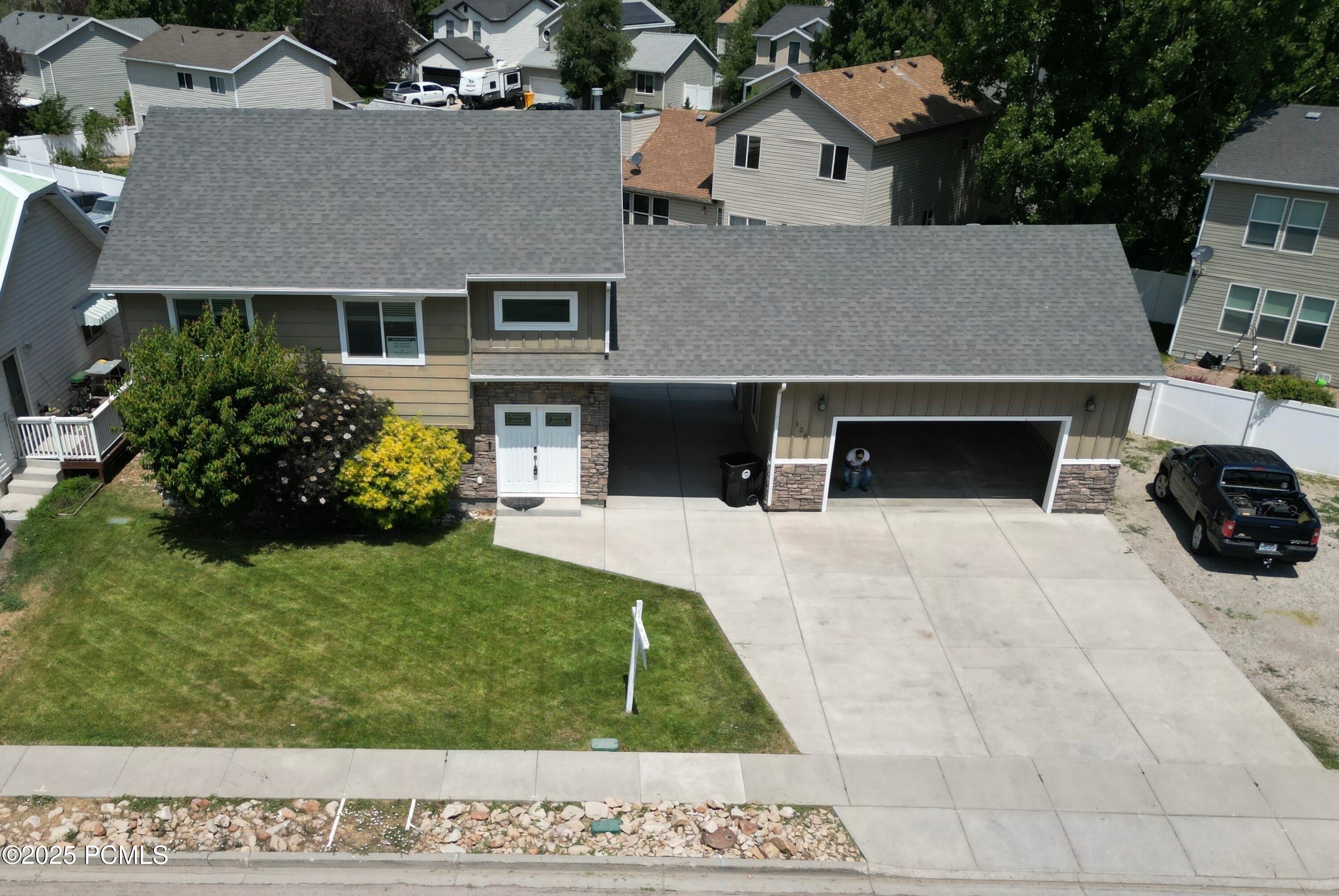 125 E Airport Road