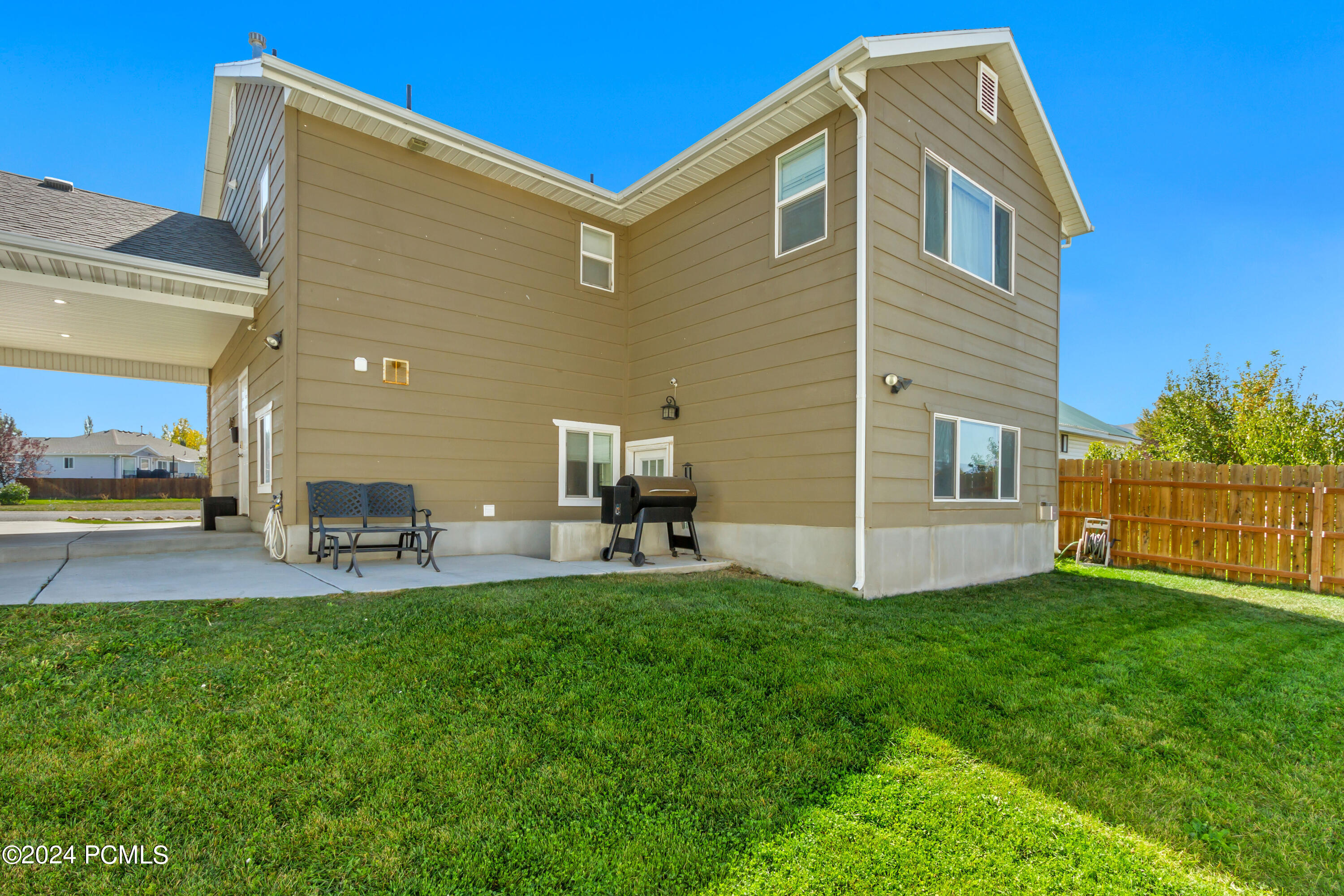 125 E Airport Road