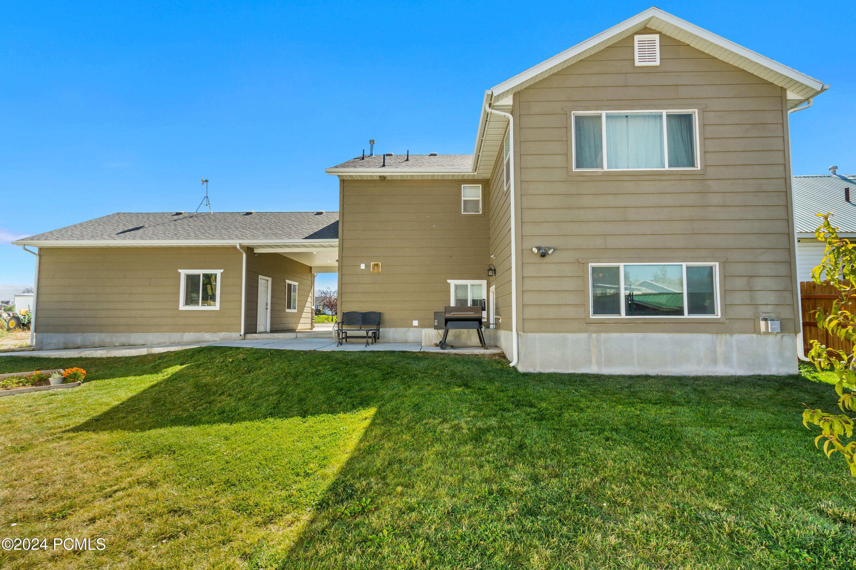 125 E Airport Road