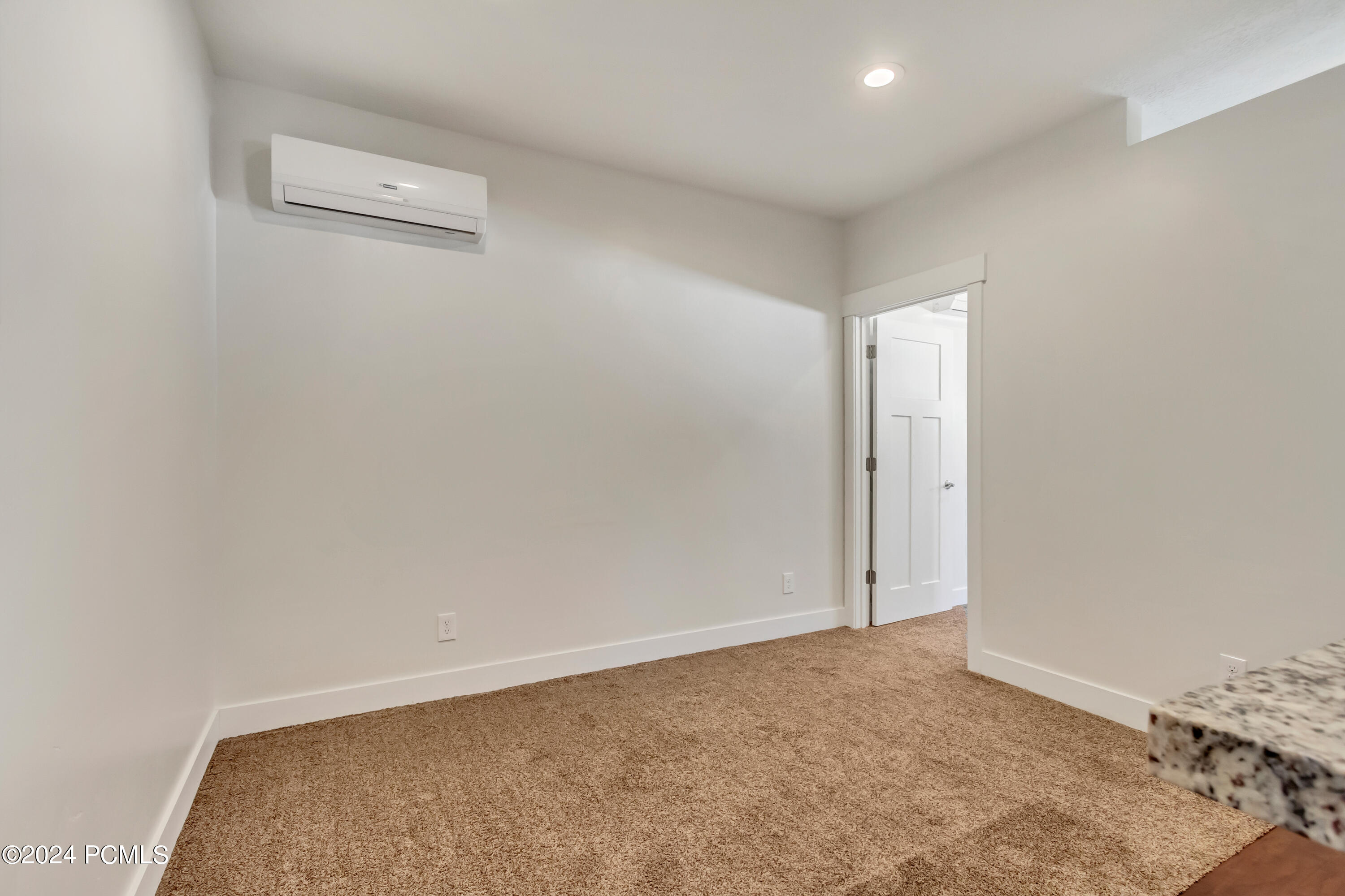 125 E Airport Road