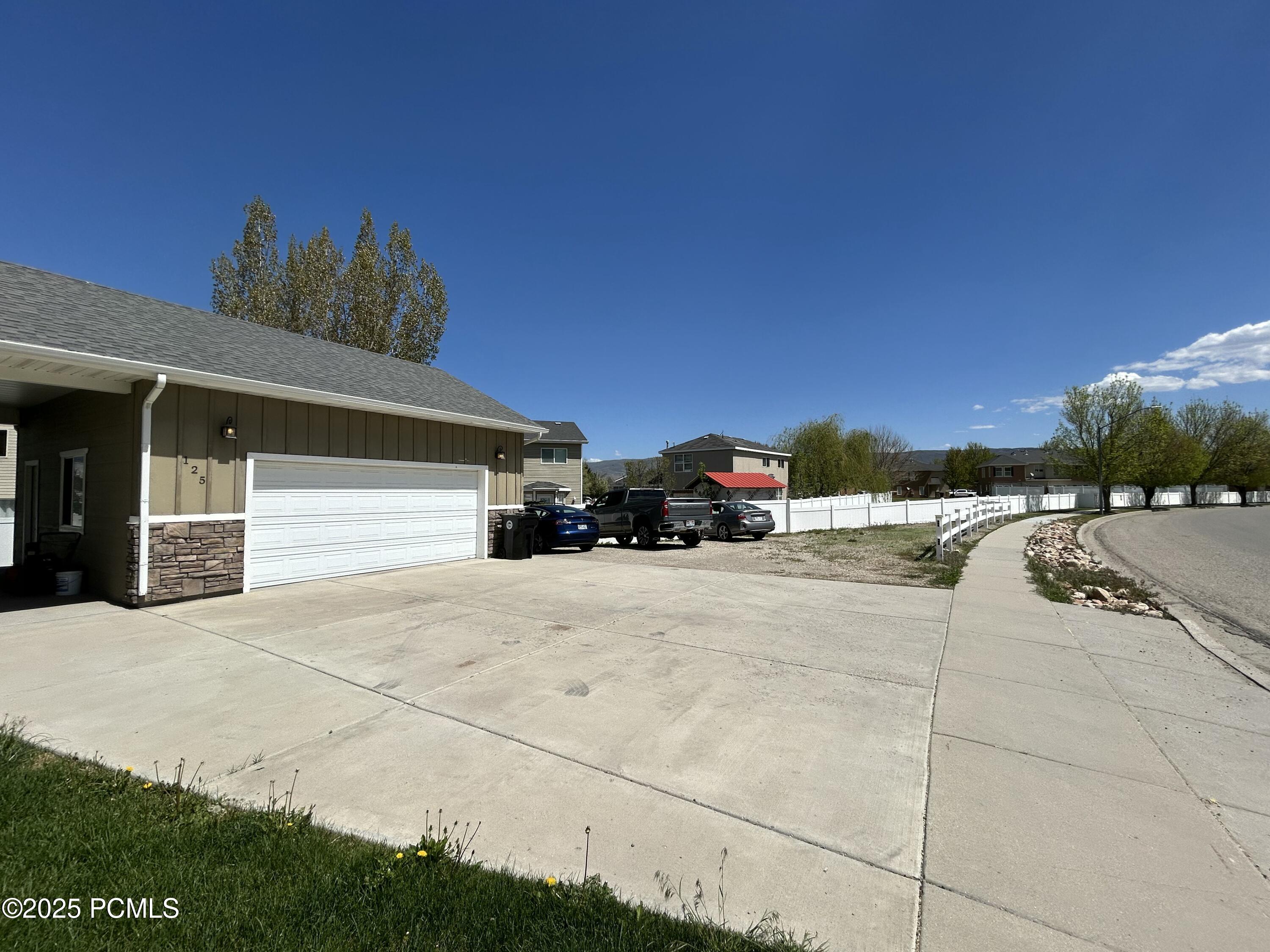 125 E Airport Road