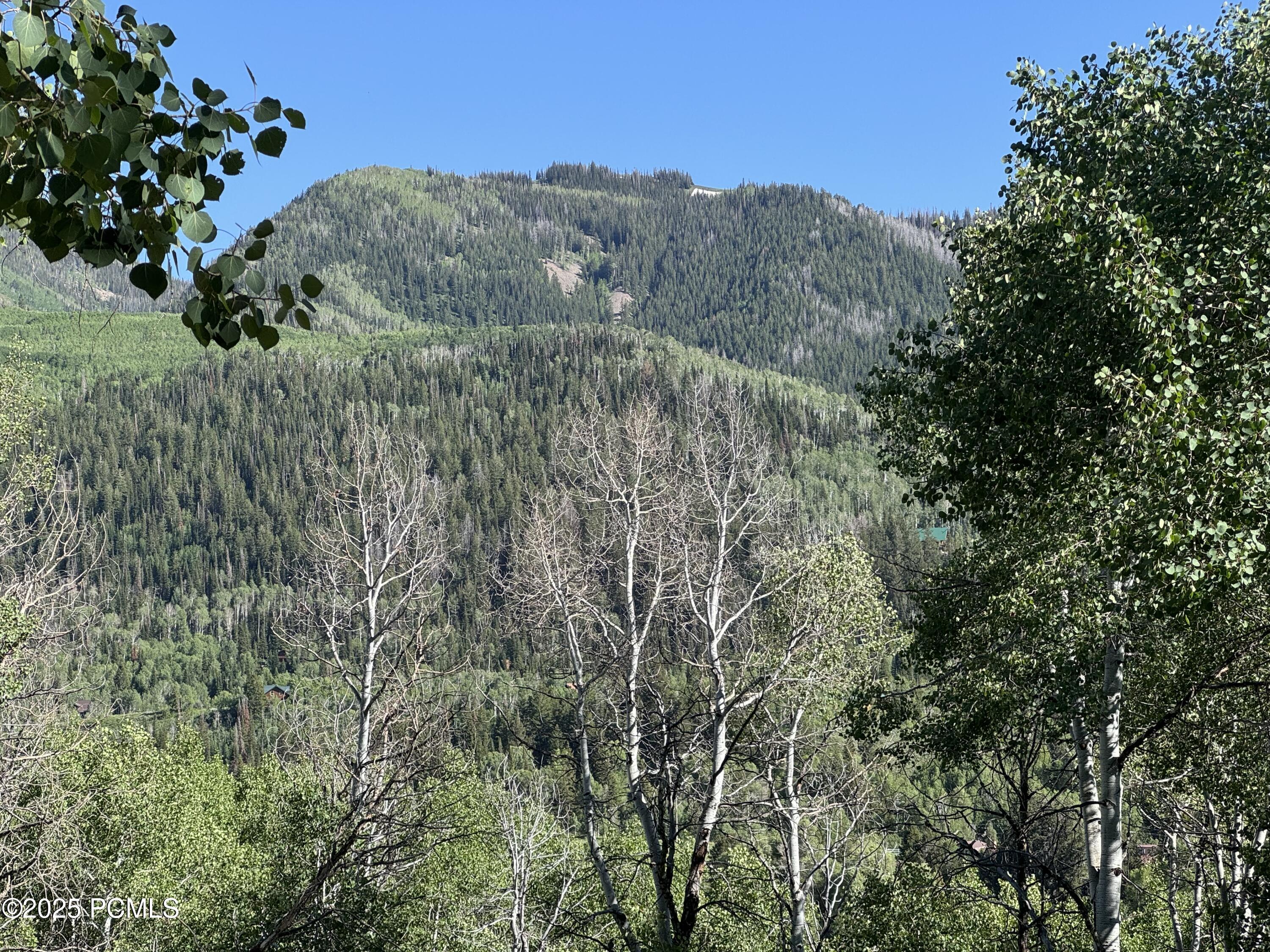 5592 Fremont Trail