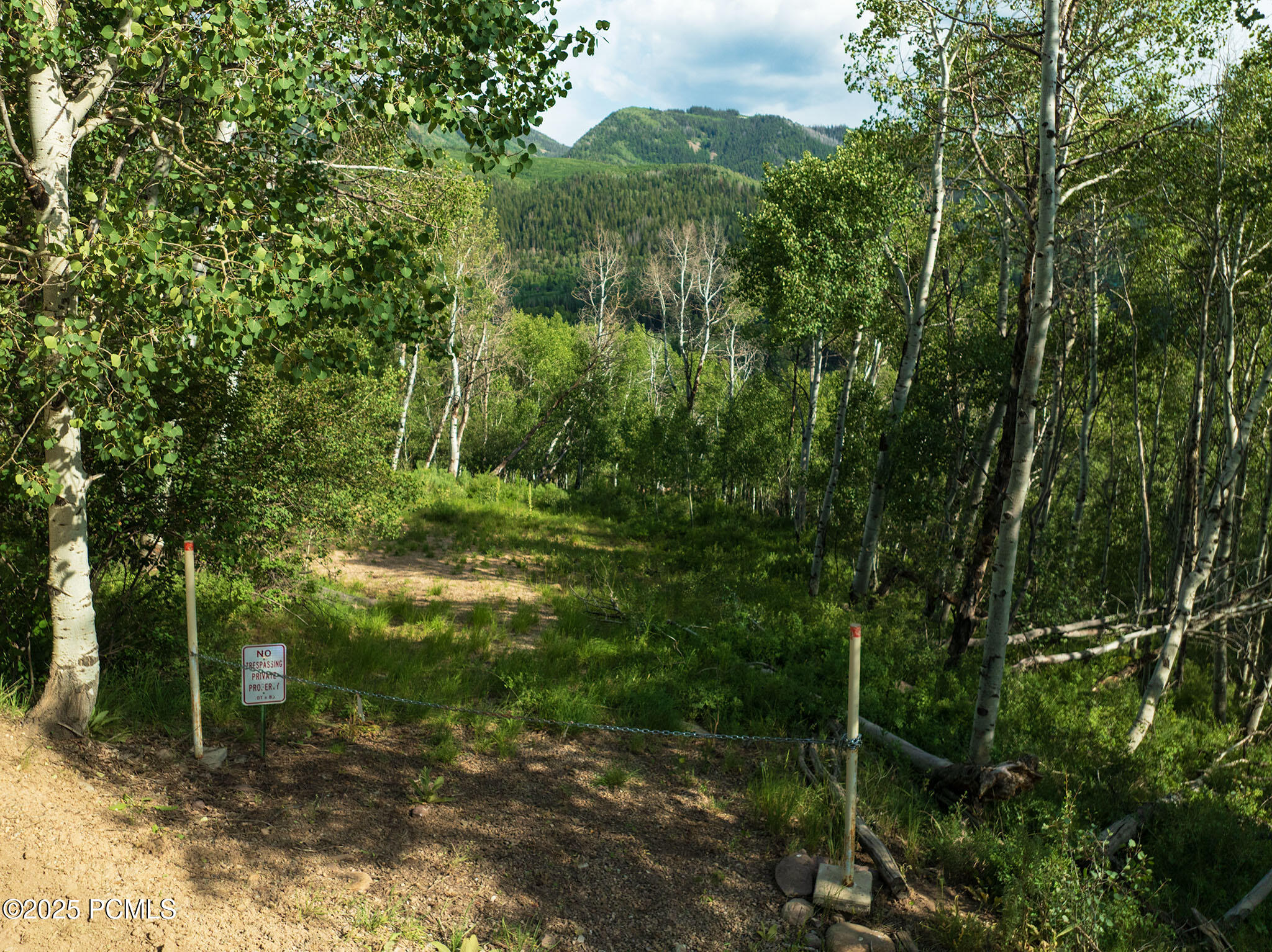 5592 Fremont Trail