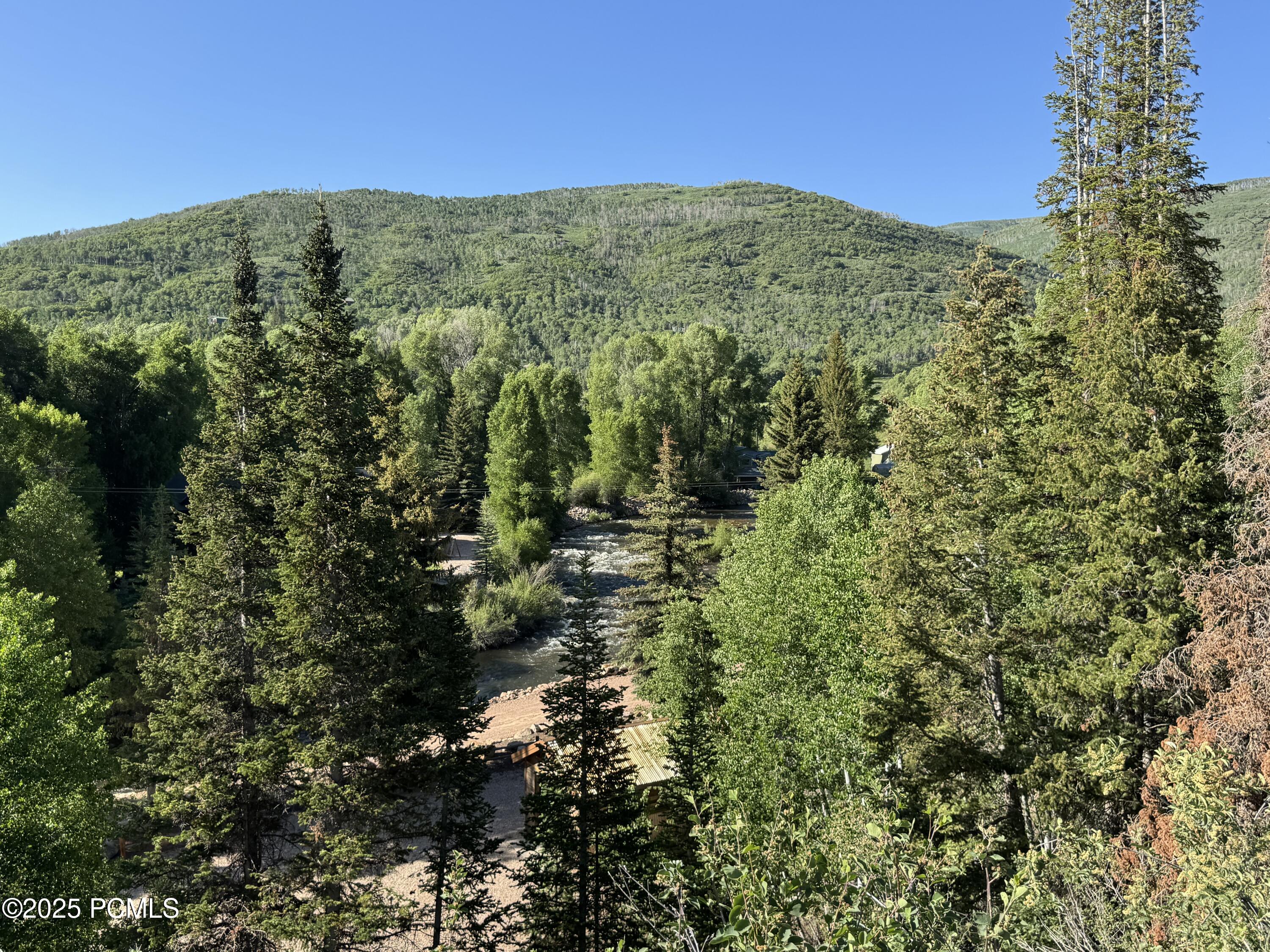 5592 Fremont Trail