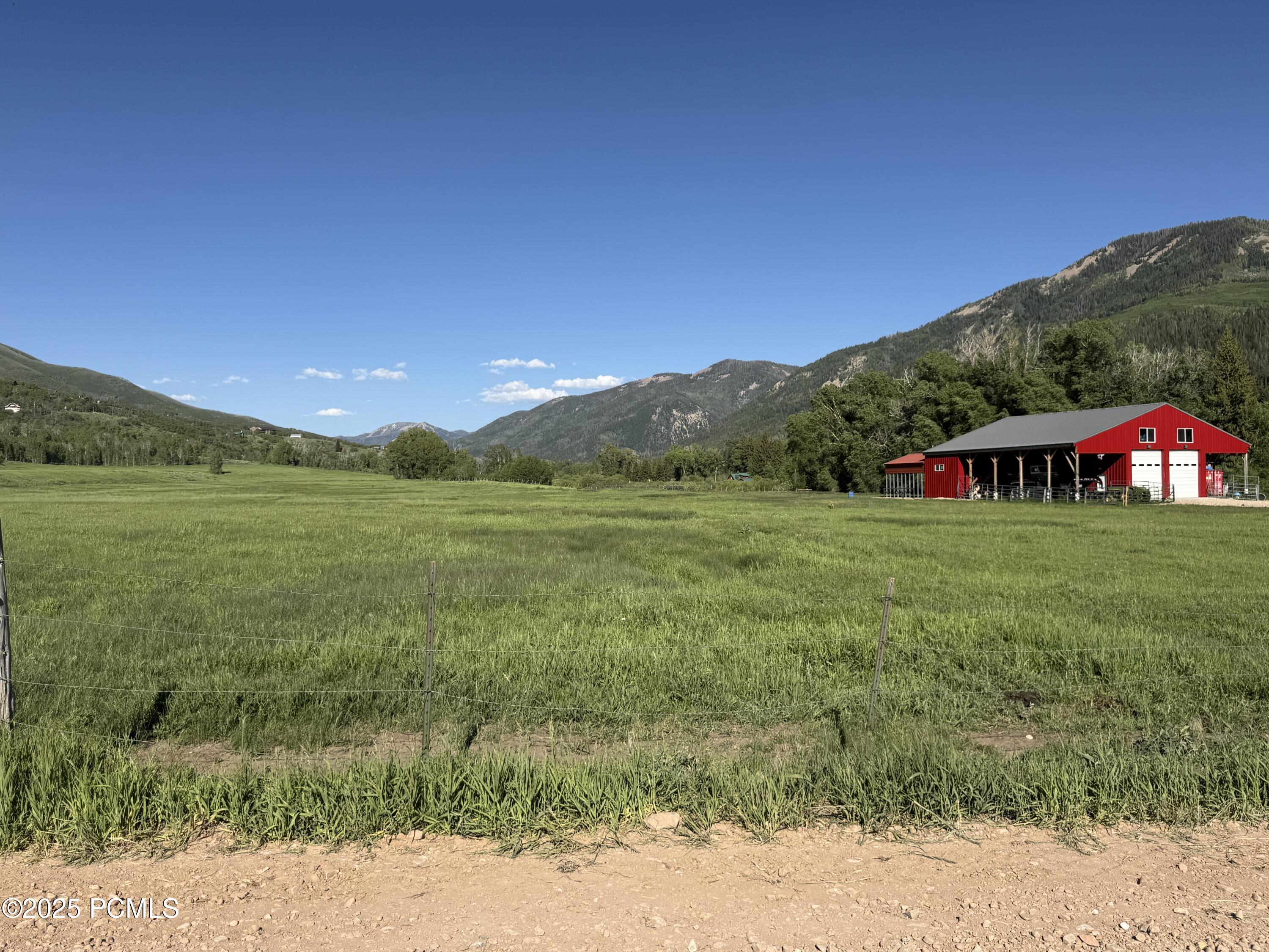 5592 Fremont Trail