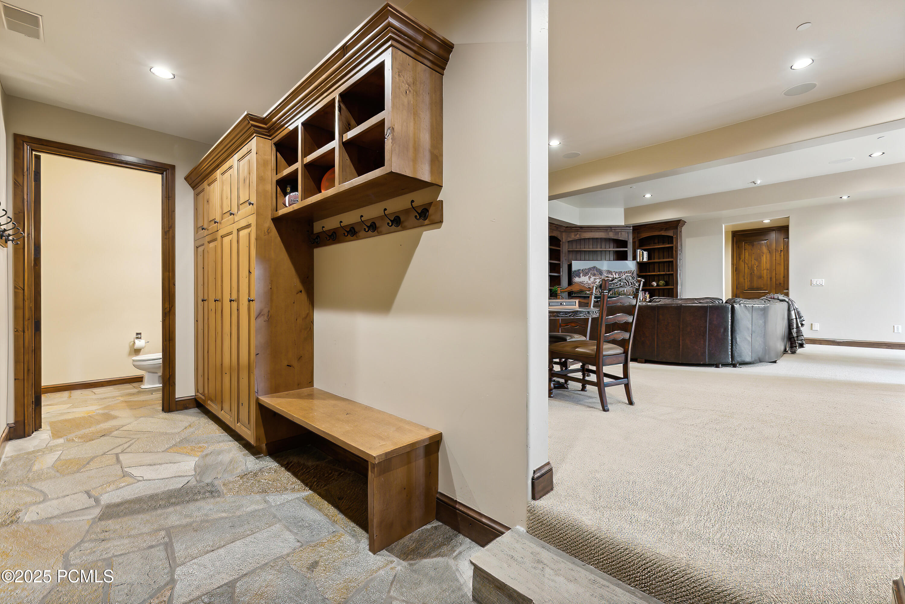 3608 Sun Ridge Drive