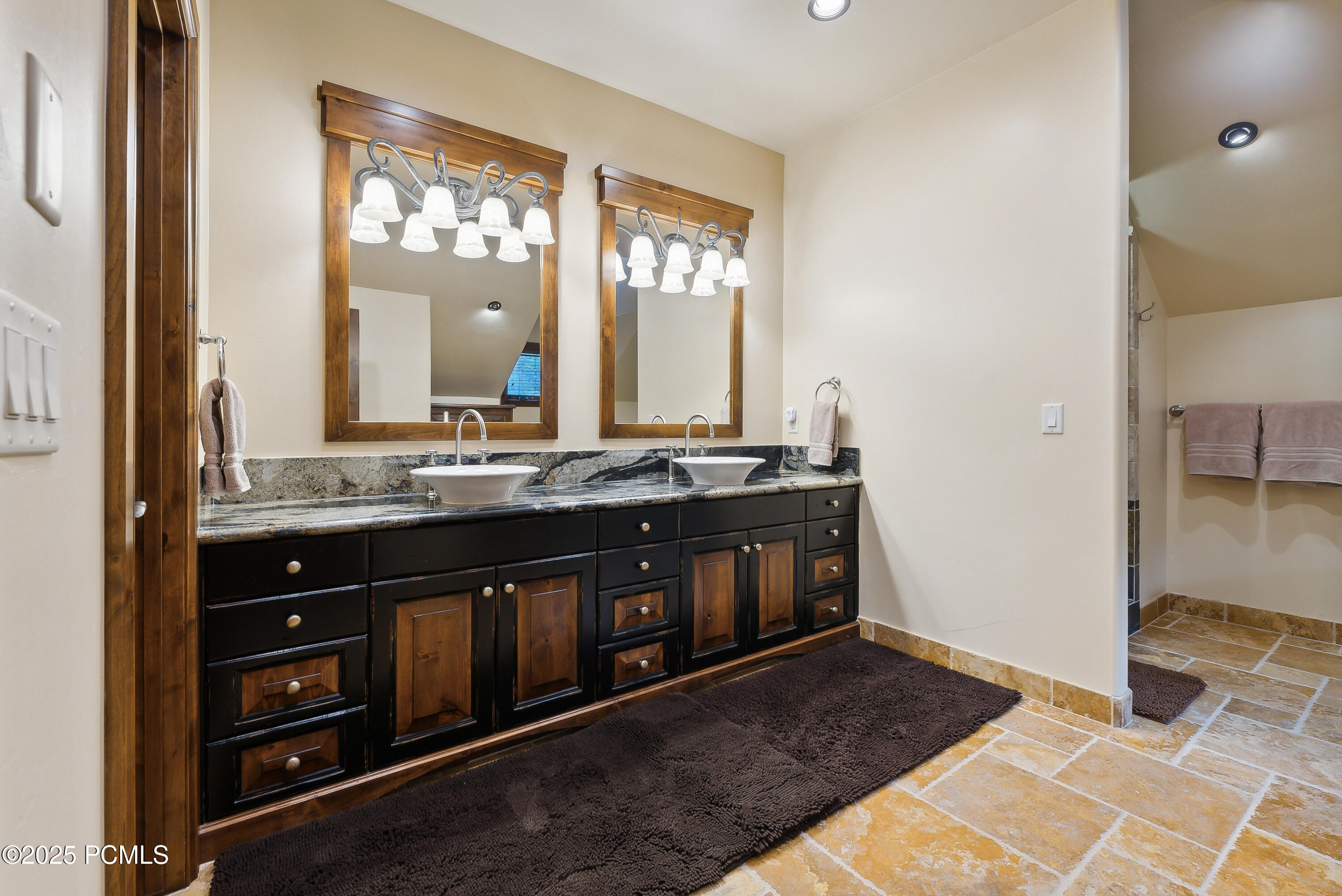 3608 Sun Ridge Drive