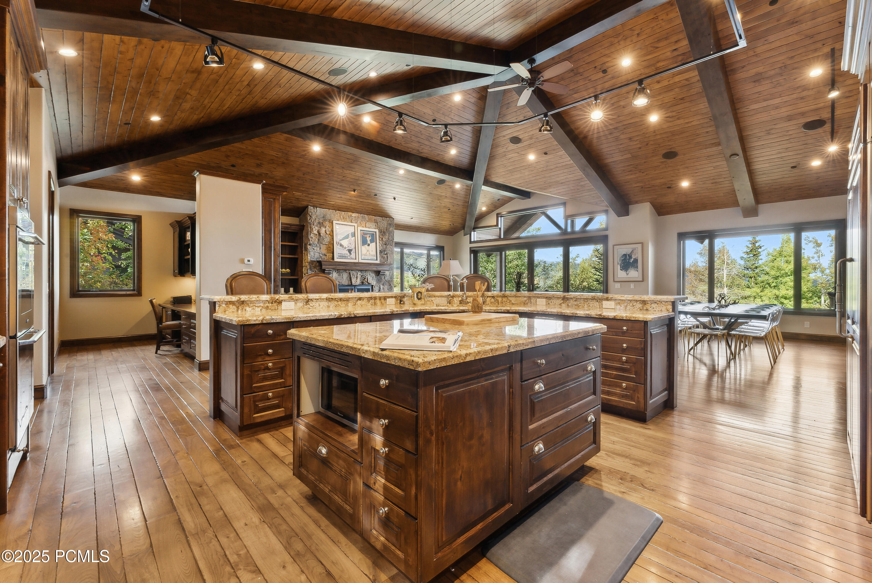3608 Sun Ridge Drive