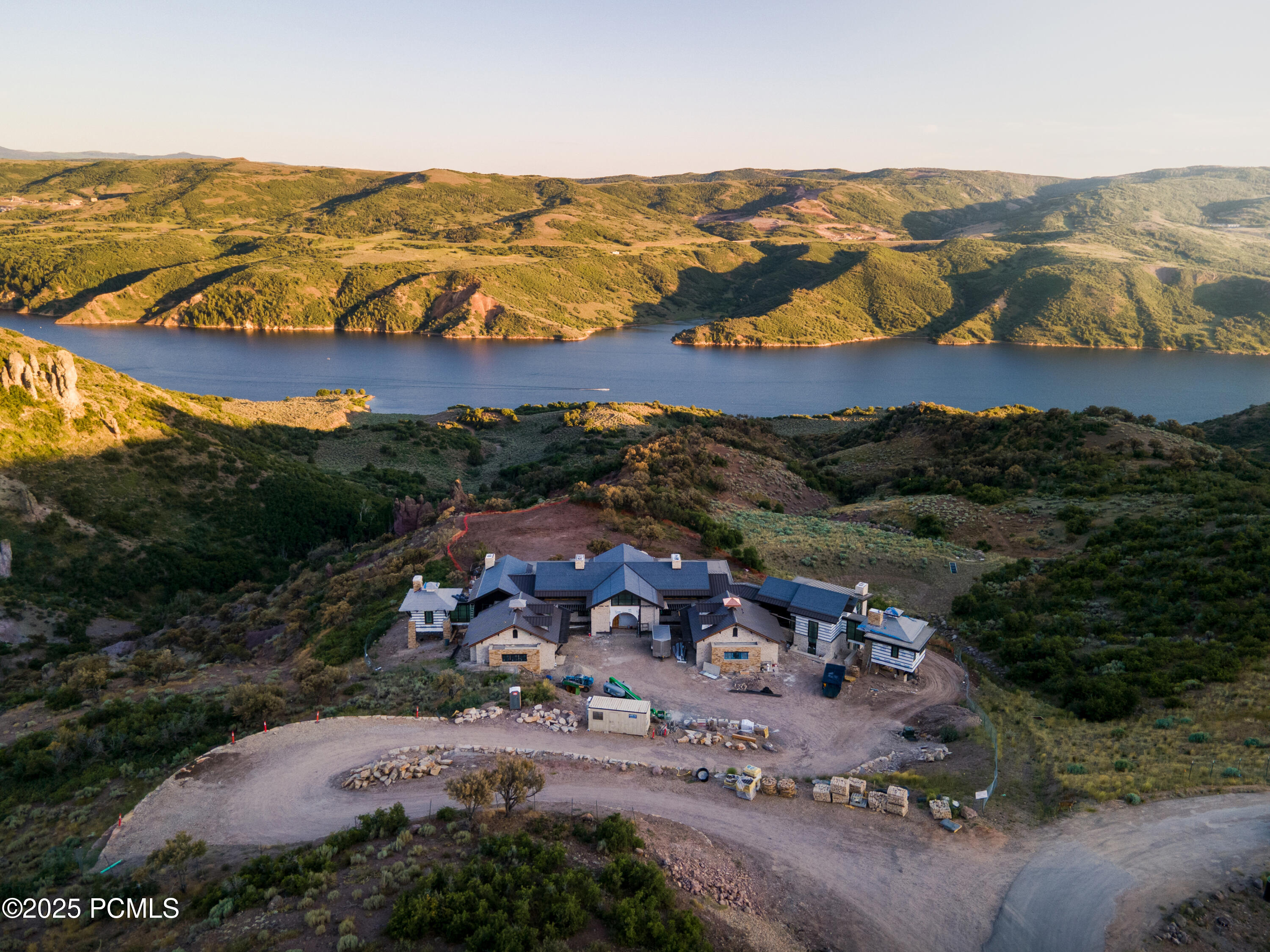 8988 N Sleeping Rock Circle